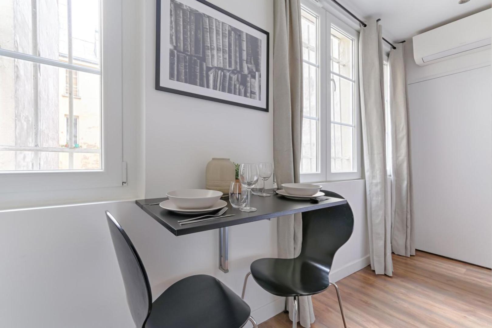 Tbs 308 - Beautiful Near Marais District * Paris