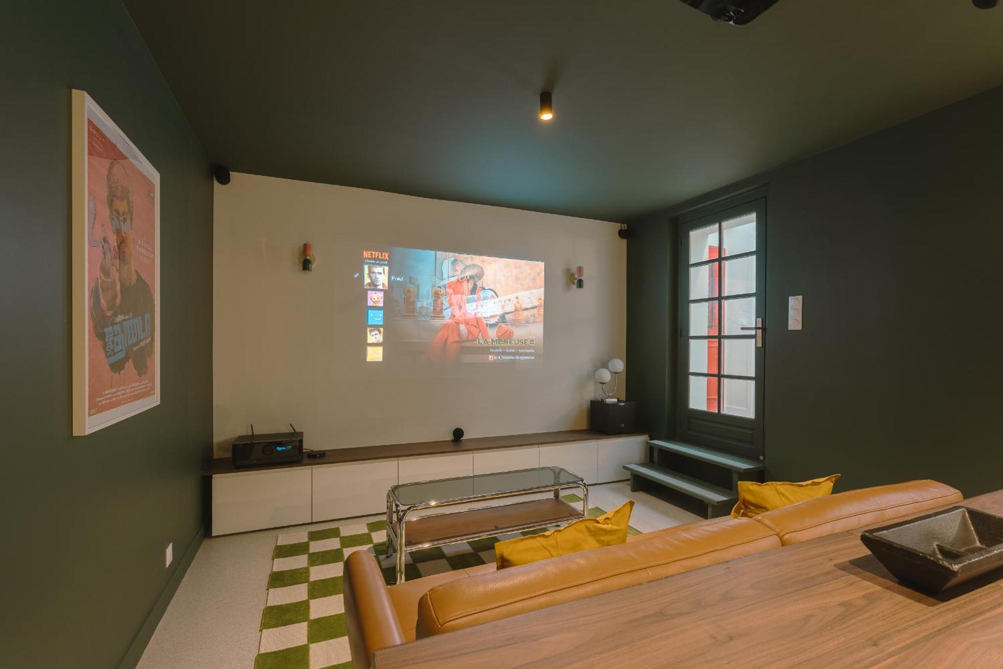 Mini Loft Buttes Chaumont * Paris