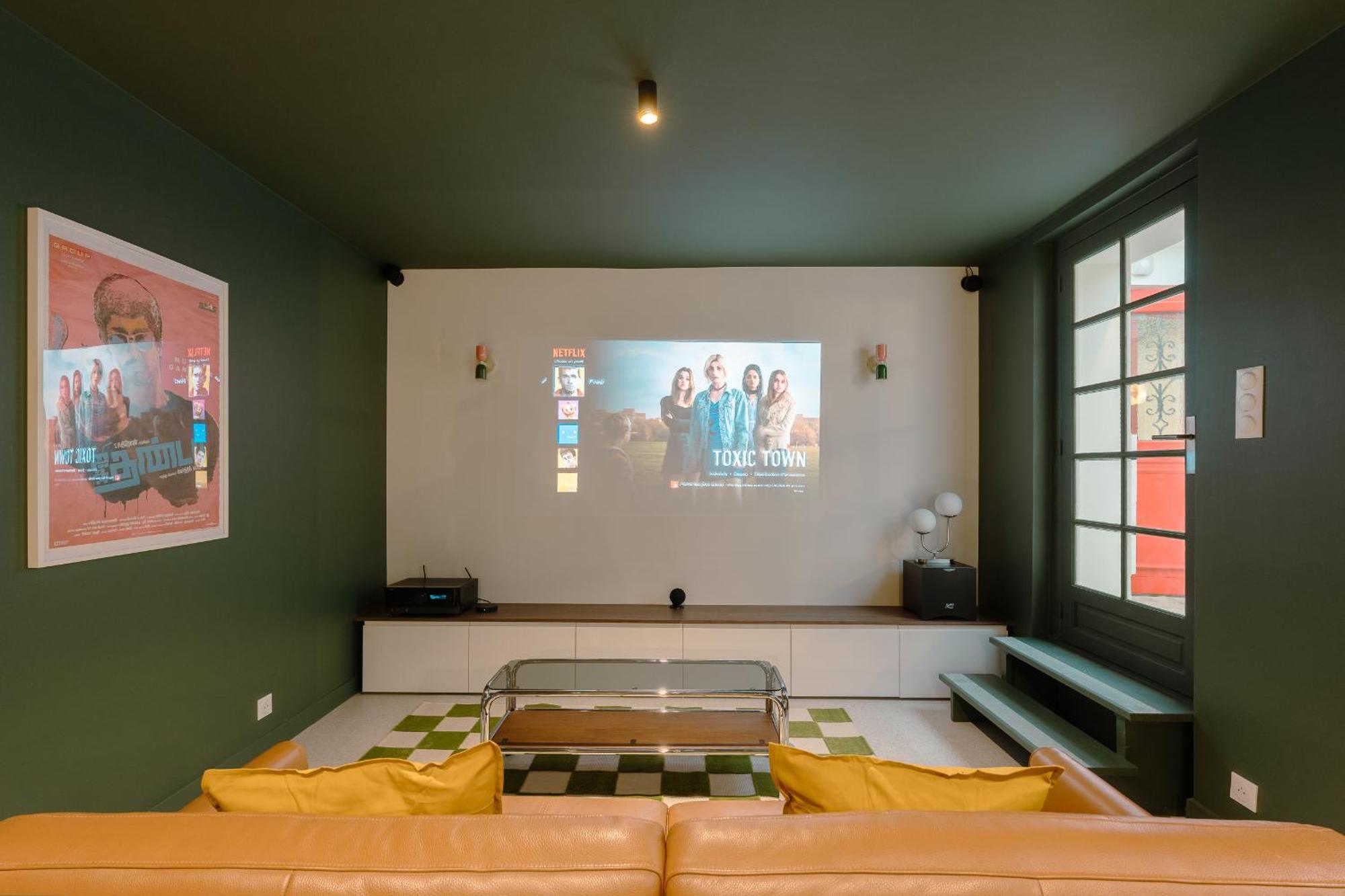 Mini Loft Buttes Chaumont Apartment