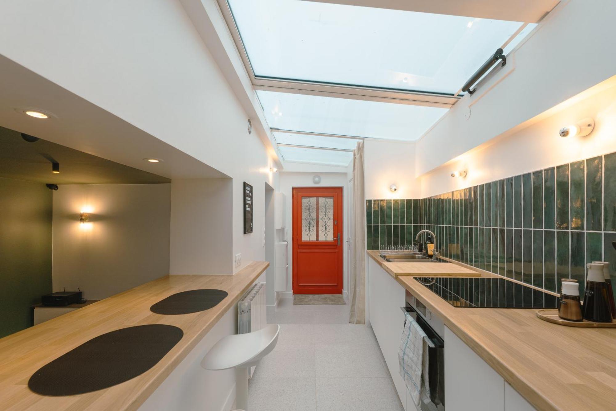 Mini Loft Buttes Chaumont Apartment *