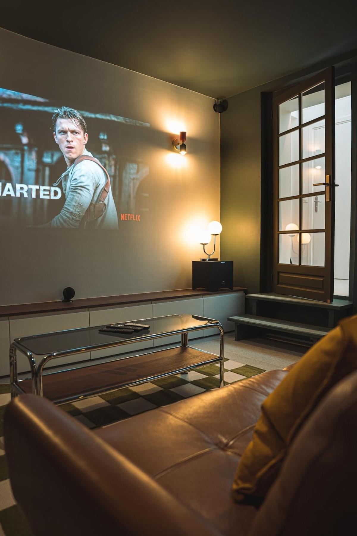 Mini Loft Buttes Chaumont Paris