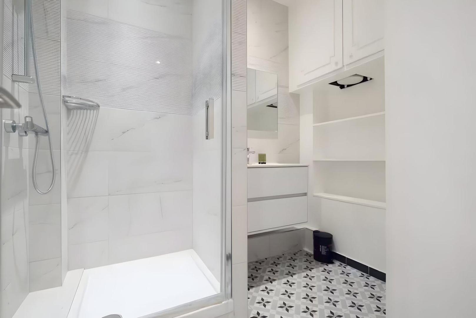 Tbs 320 - Superb Apartment With Eiffel Tower View Paris