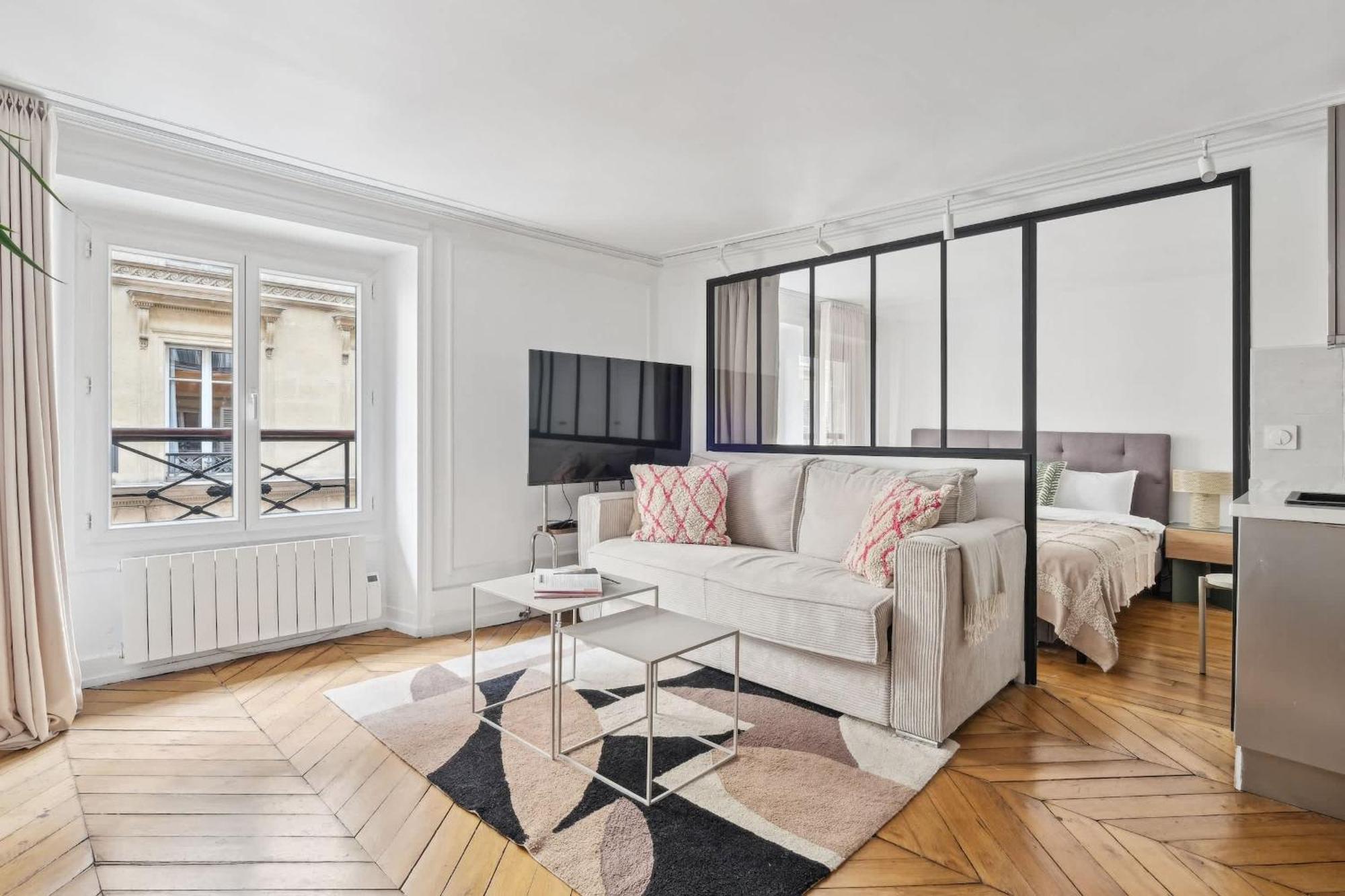 Bnbnova - Jardin Des Tuileries & Louvre Apartment