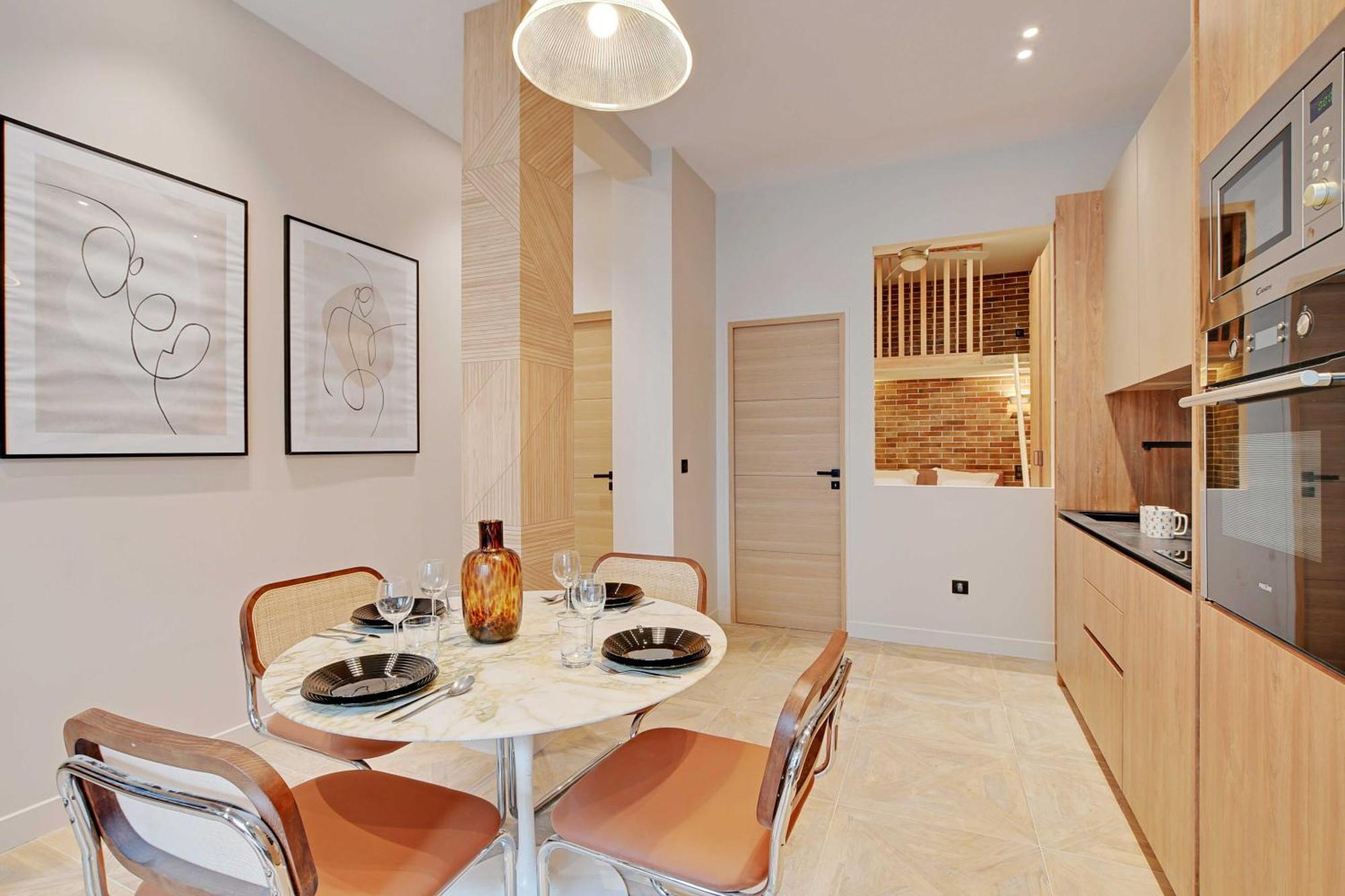 Amazing 1br 4p Sacre Coeur Ramey Apartment