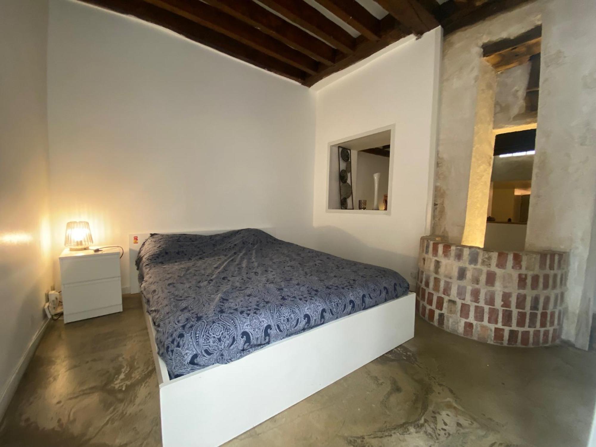 Apartment Atypique Cosy Et Hyper Centre 10eme Pres Du Canal Saint-martin