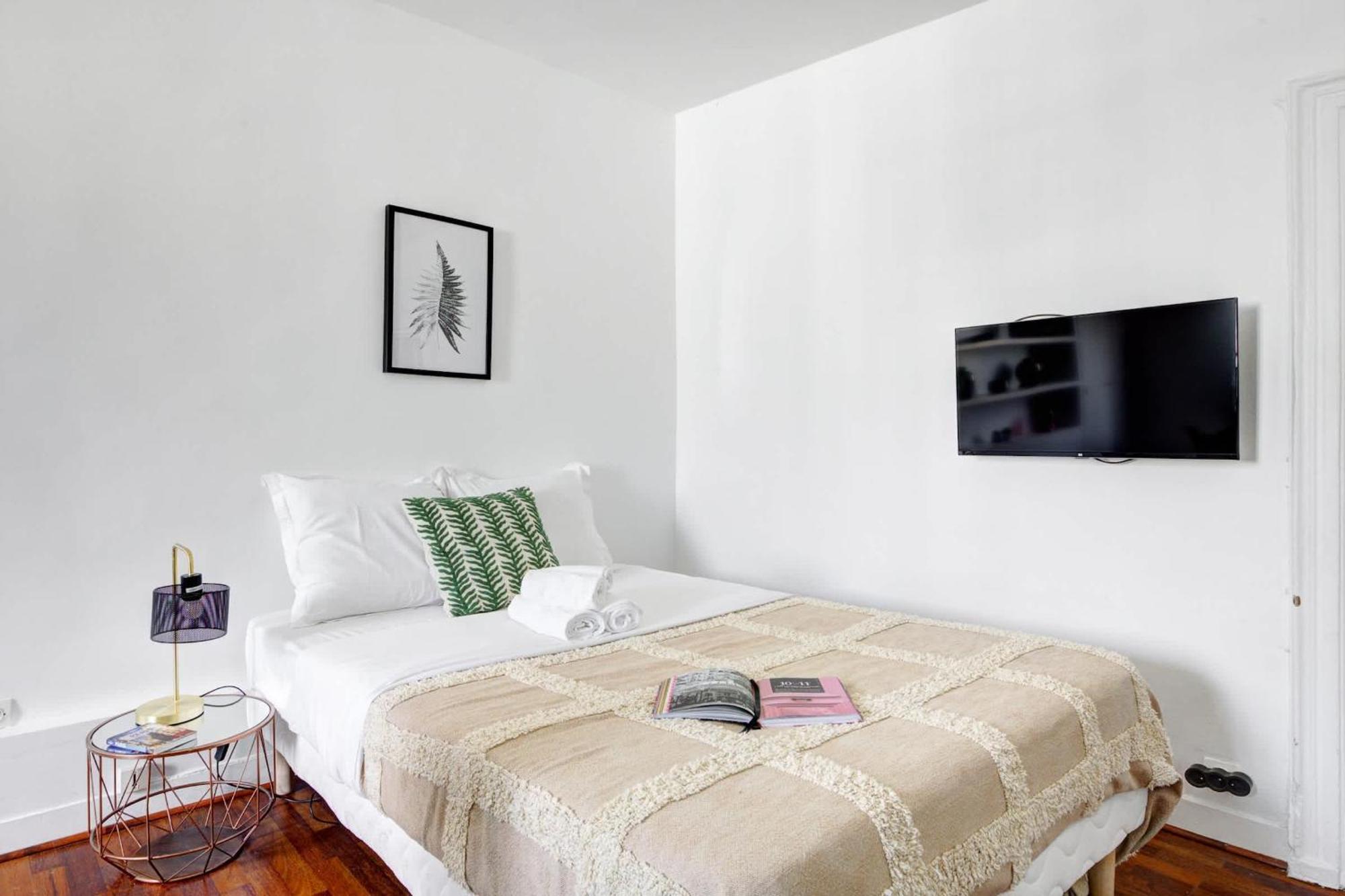 Bnbnova - Le Marais & Place Des Vosges Apartment