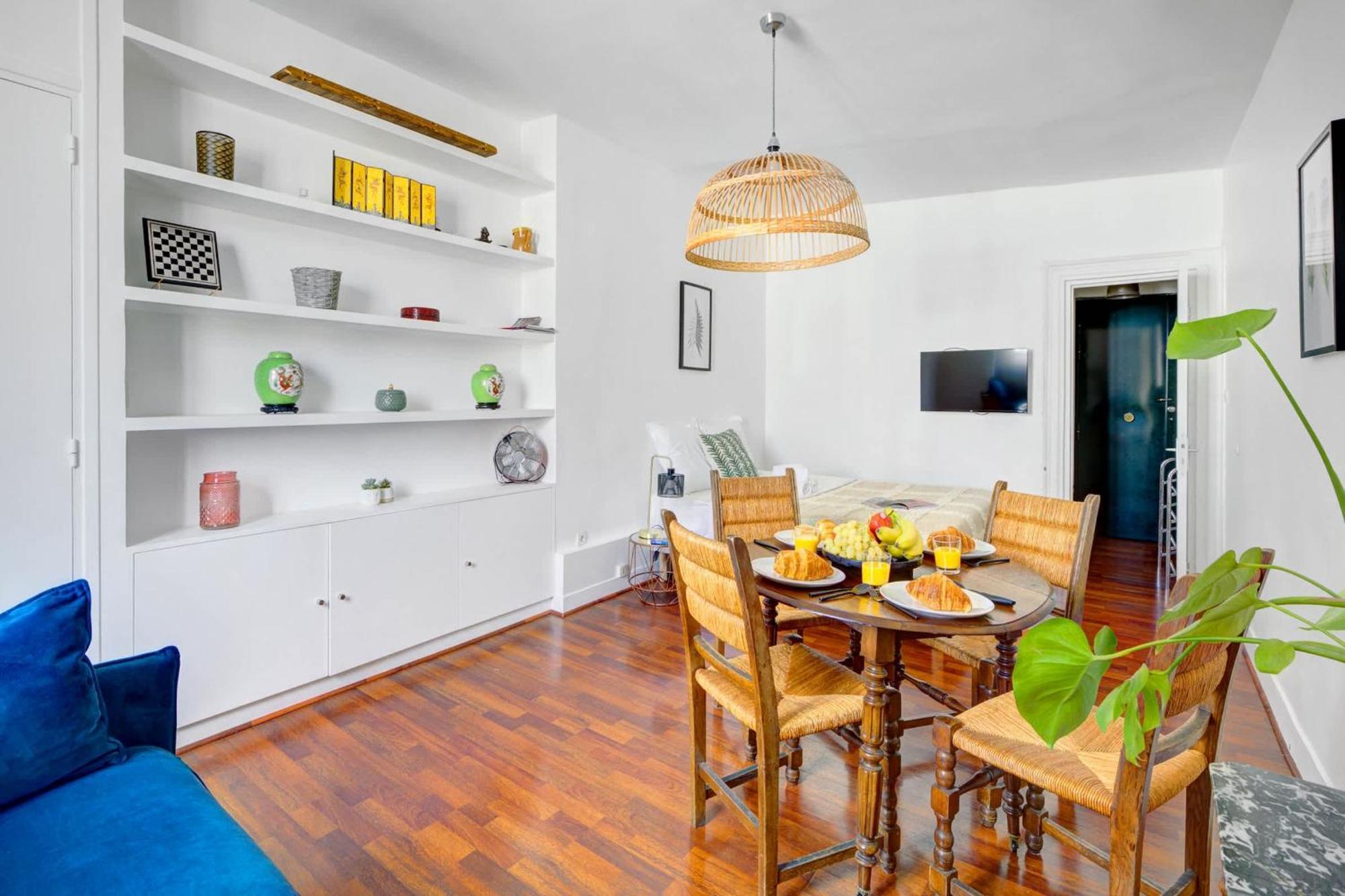 Bnbnova - Le Marais & Place Des Vosges Apartment