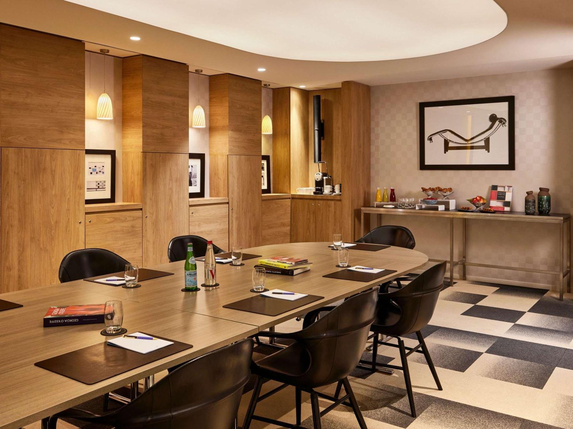 Sofitel Arc De Triomphe Hotel Paris