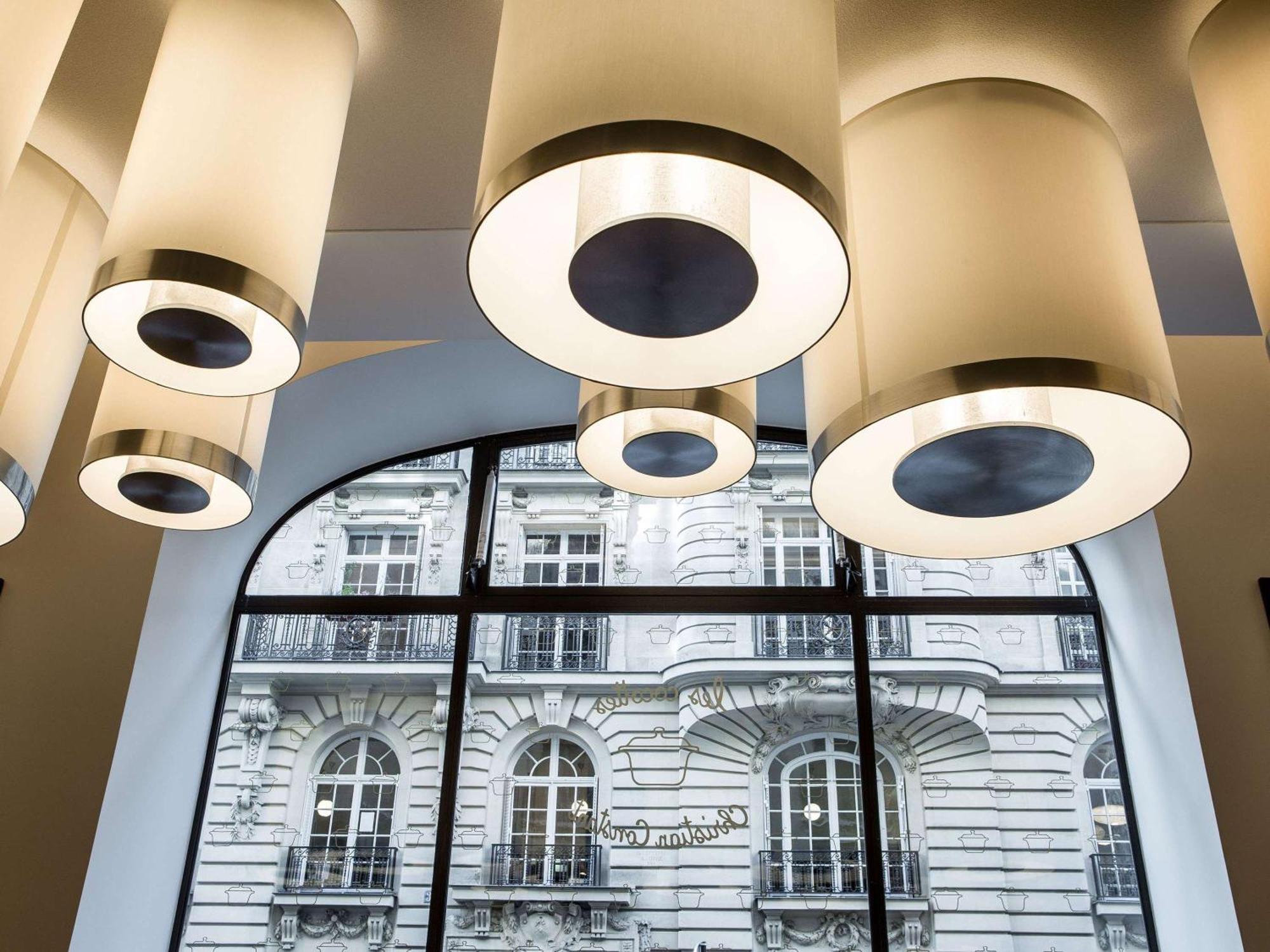 Sofitel Arc De Triomphe 5*