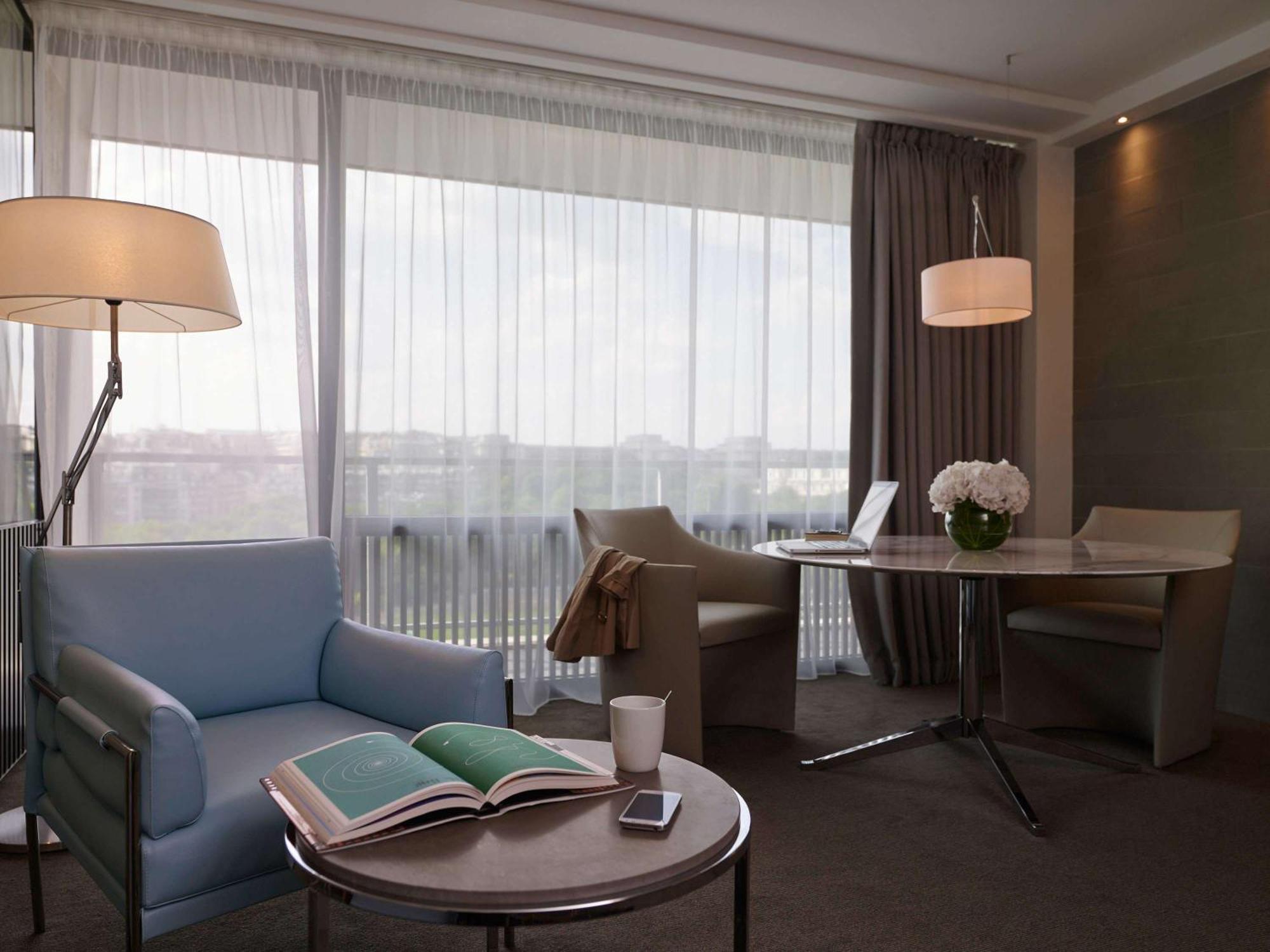 Pullman Tour Eiffel Paris