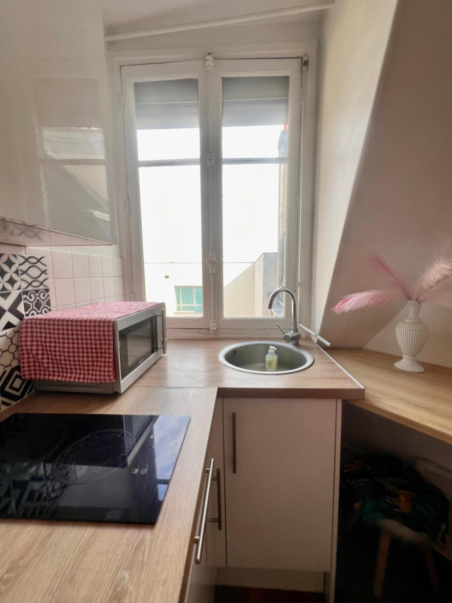 Apartment Centre Orsay *