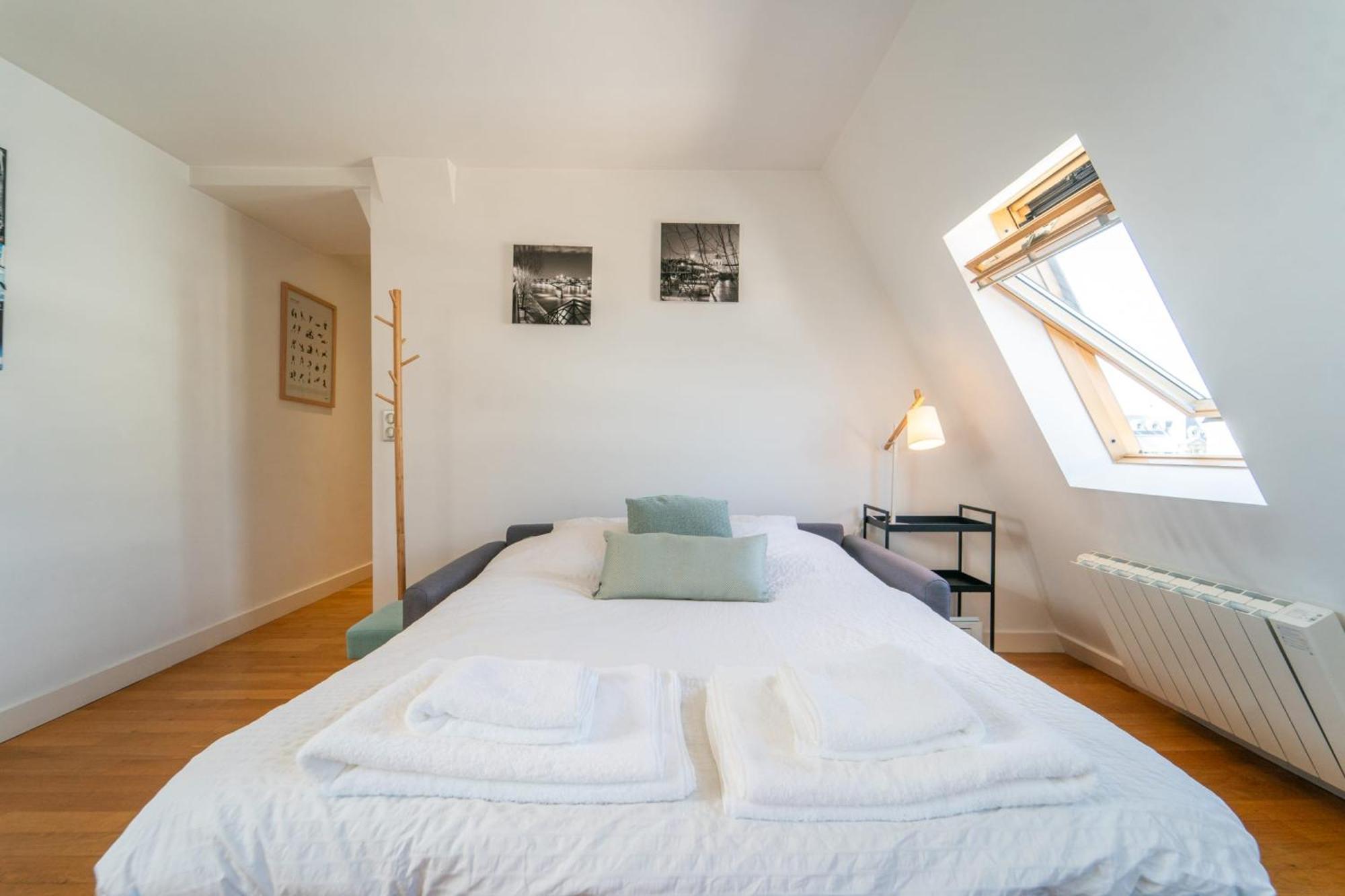 Le Celeste Wifi Sacre-coeur Apartment