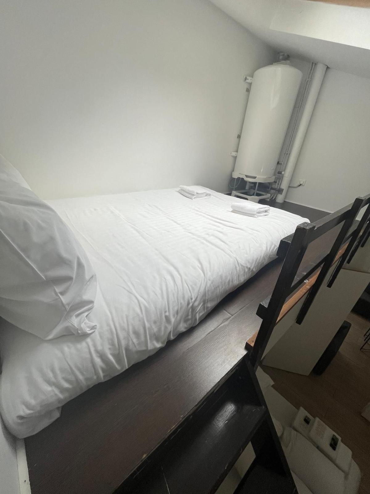 Berbere 13 People Place De La Nation Apartment