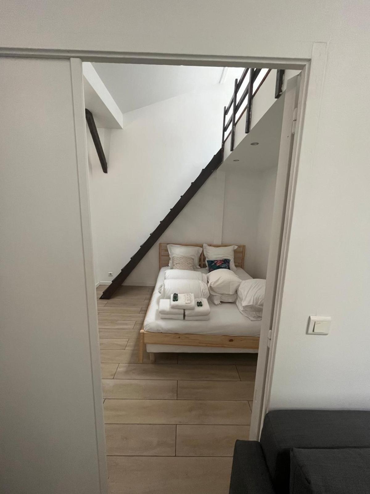 Berbere 13 People Place De La Nation Apartment Paris