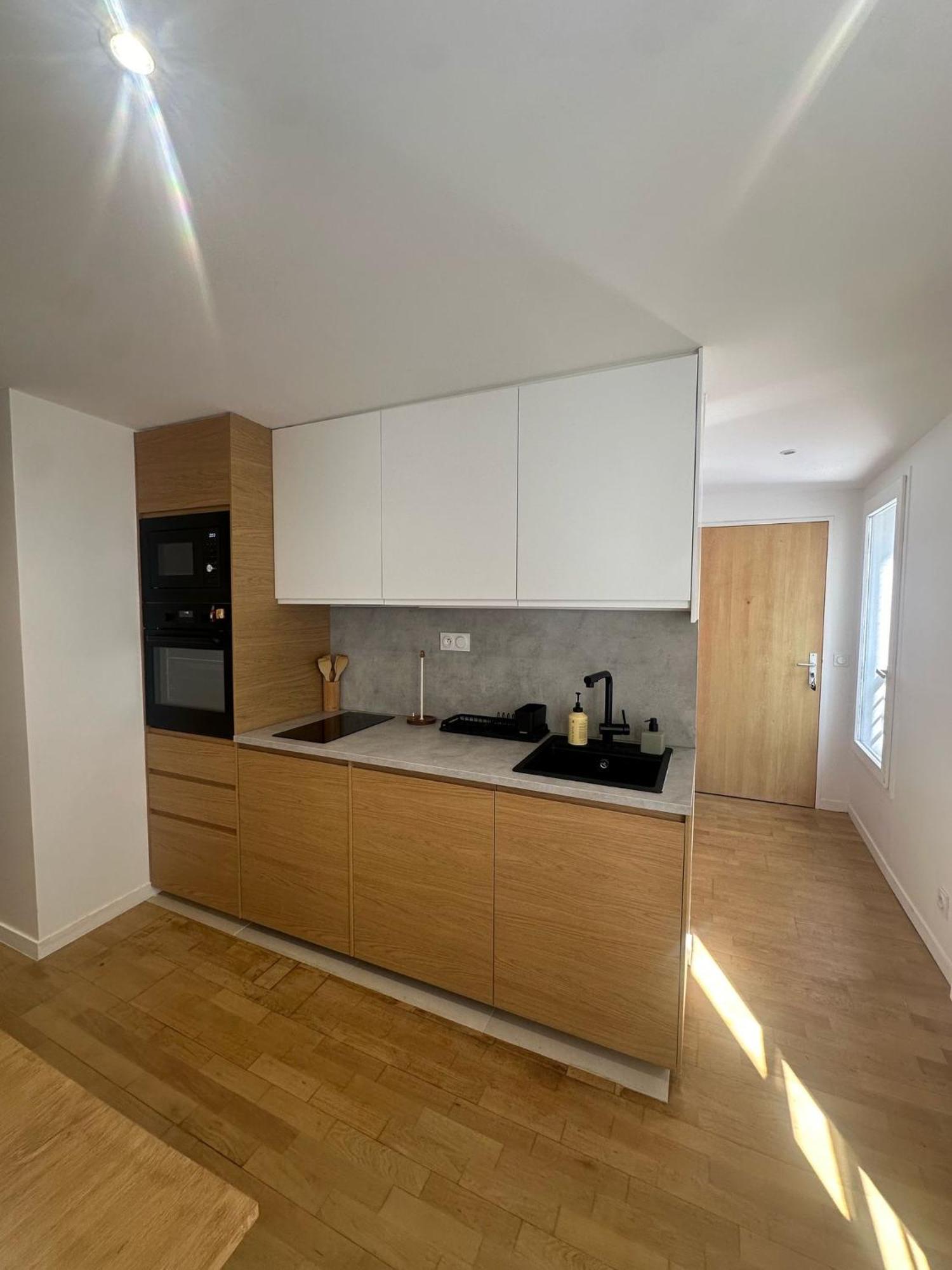Apartment Champs Elysee Paris