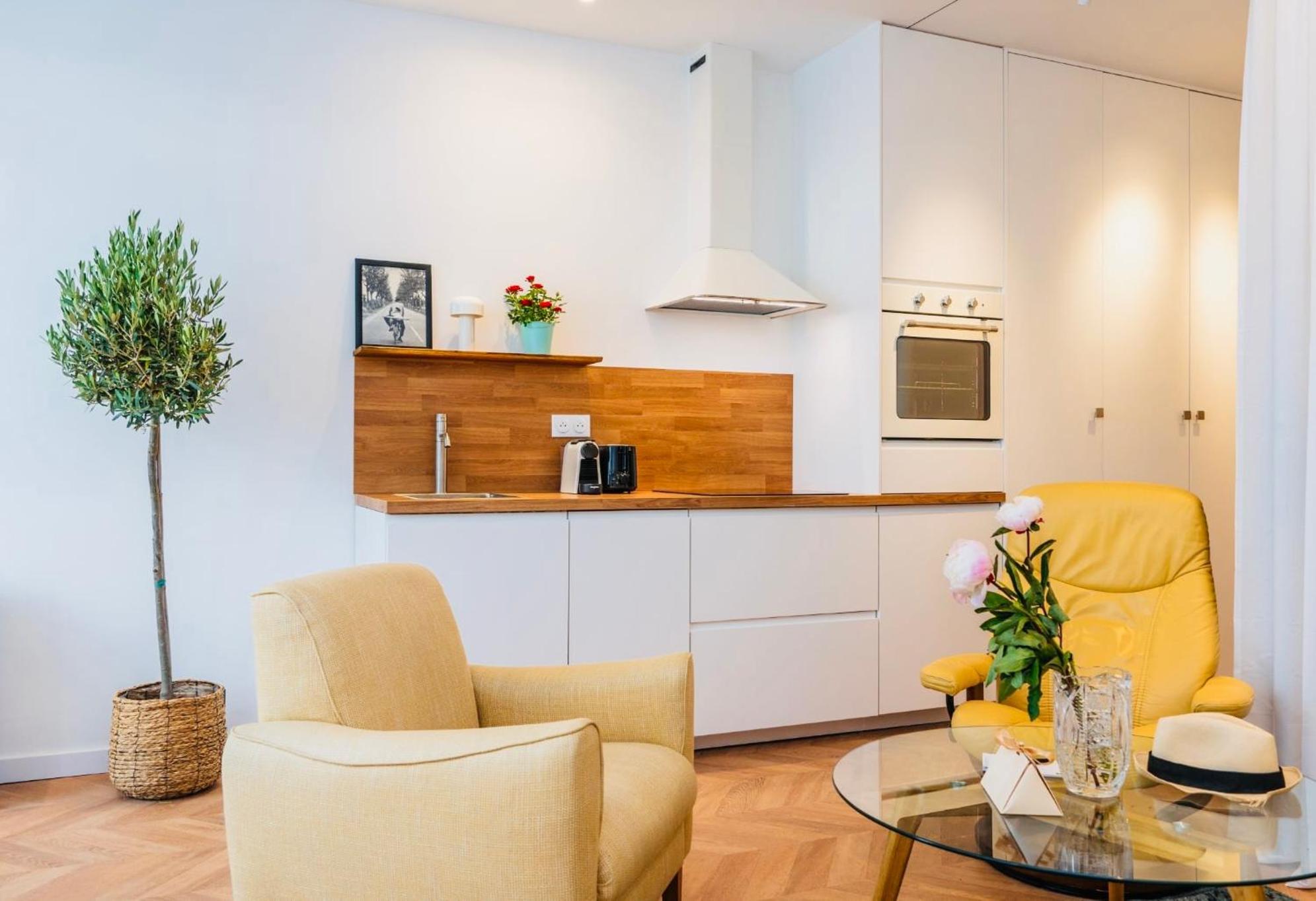 Apartment An Attractive Flat Near Jardin Du Luxembourg