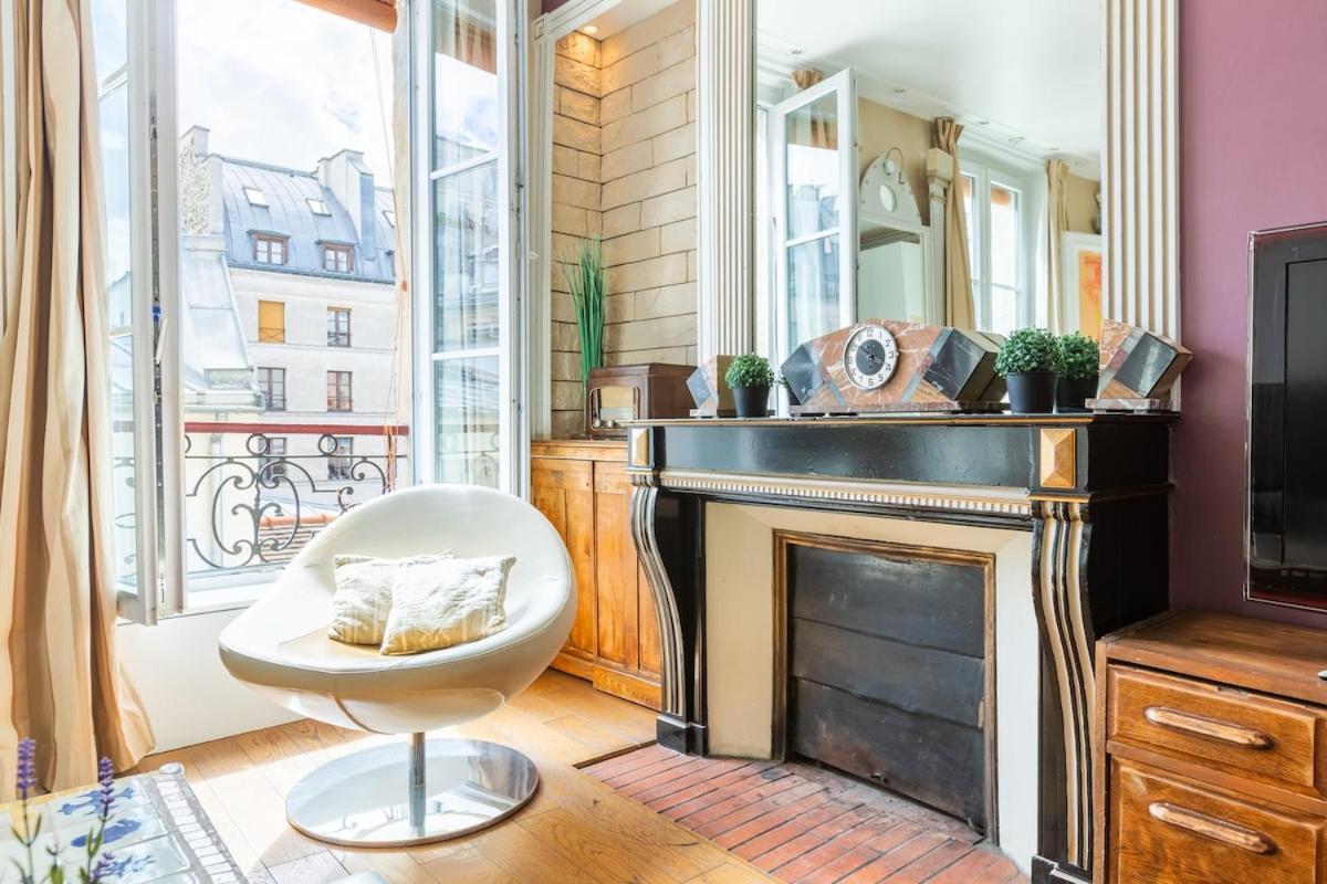 3p Baroque With Rooftop View Apartment