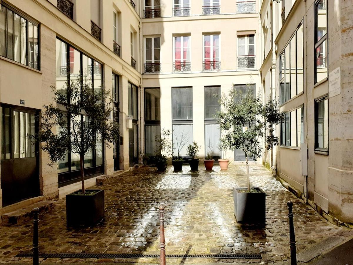 3p Baroque With Rooftop View Apartment *