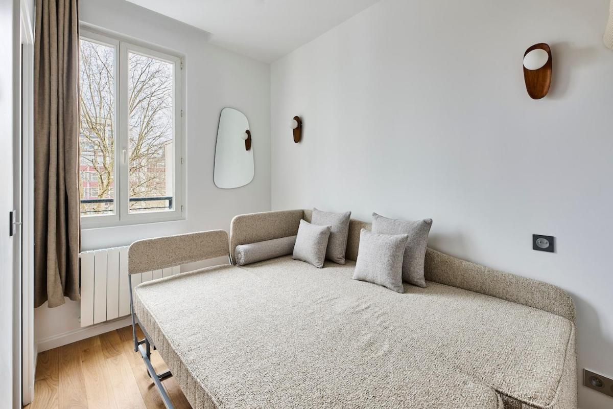 Lively & Trendy Neighborhood Metro L11 Appartement Paris