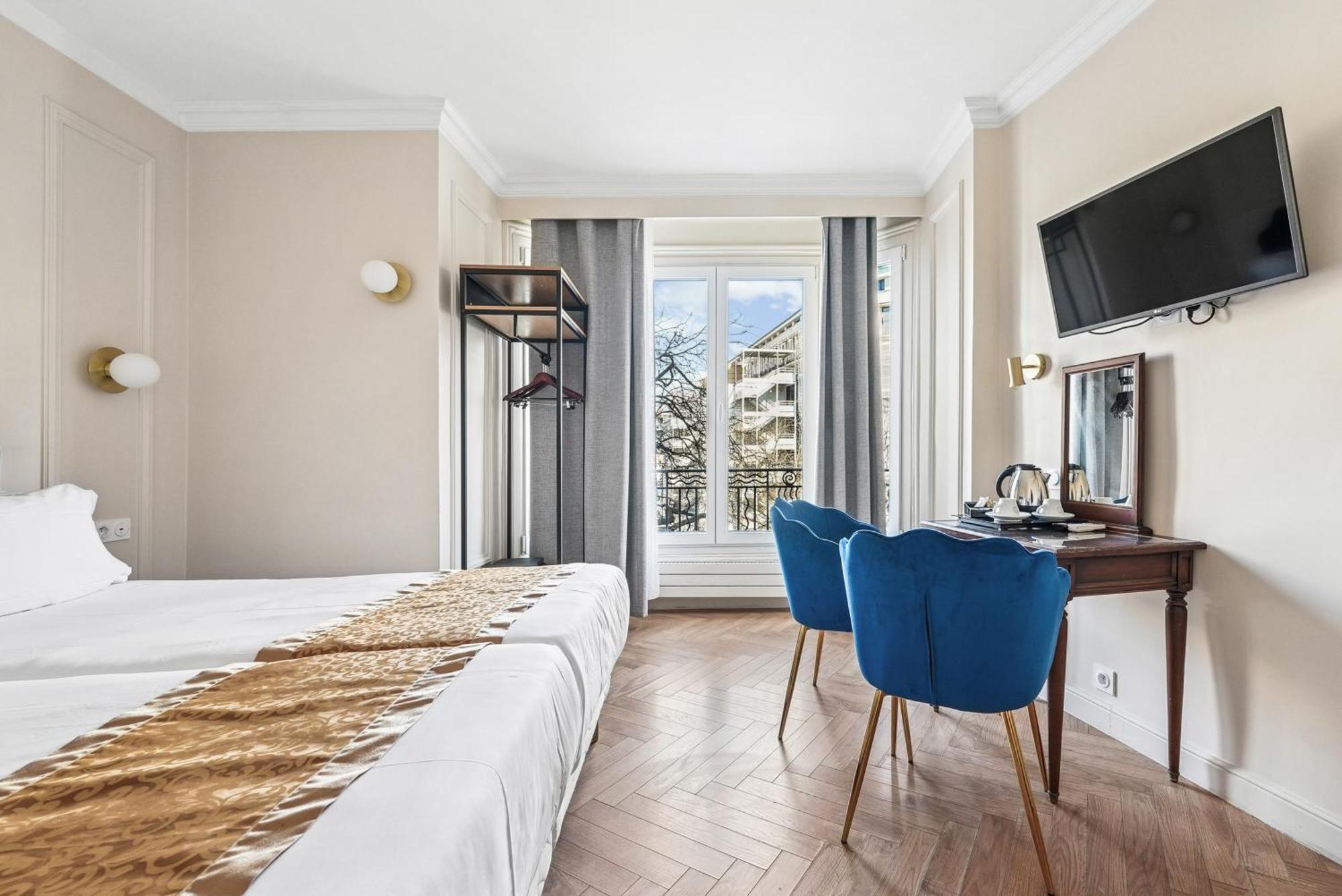 Hotel Le Clery Paris