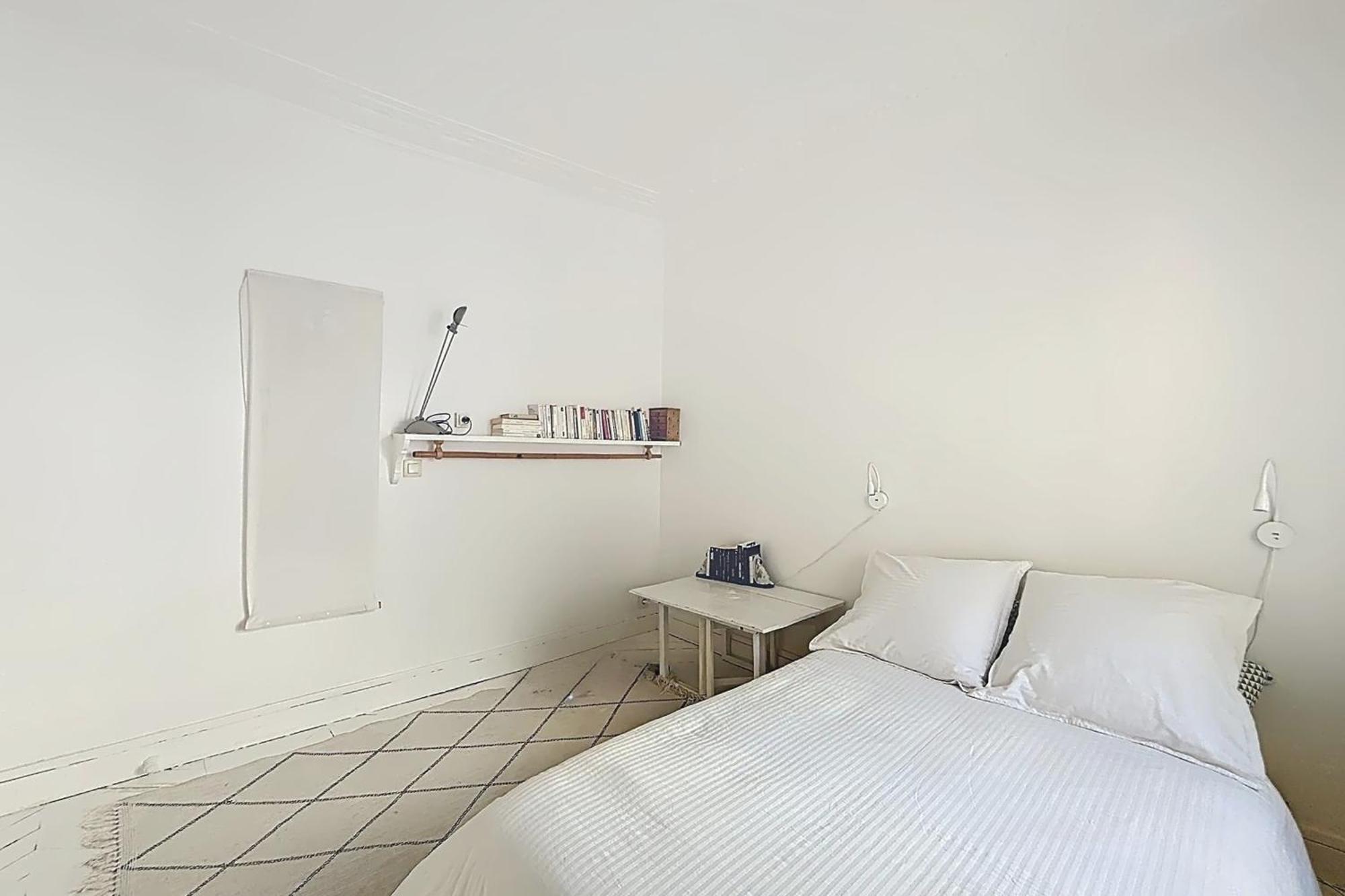 Spacious Near Bastille & Le Marais Apartment Paris