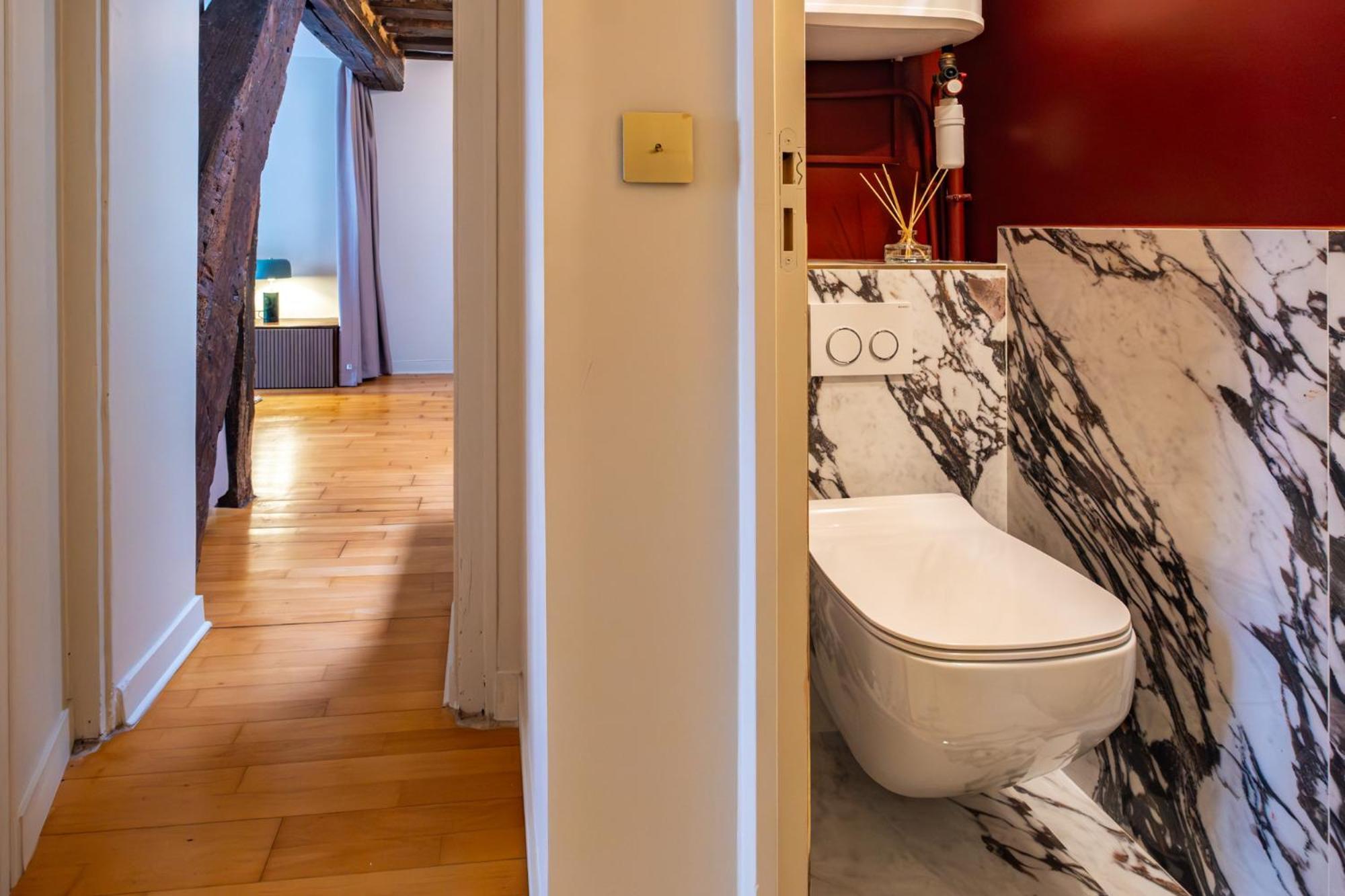 Appartement De *