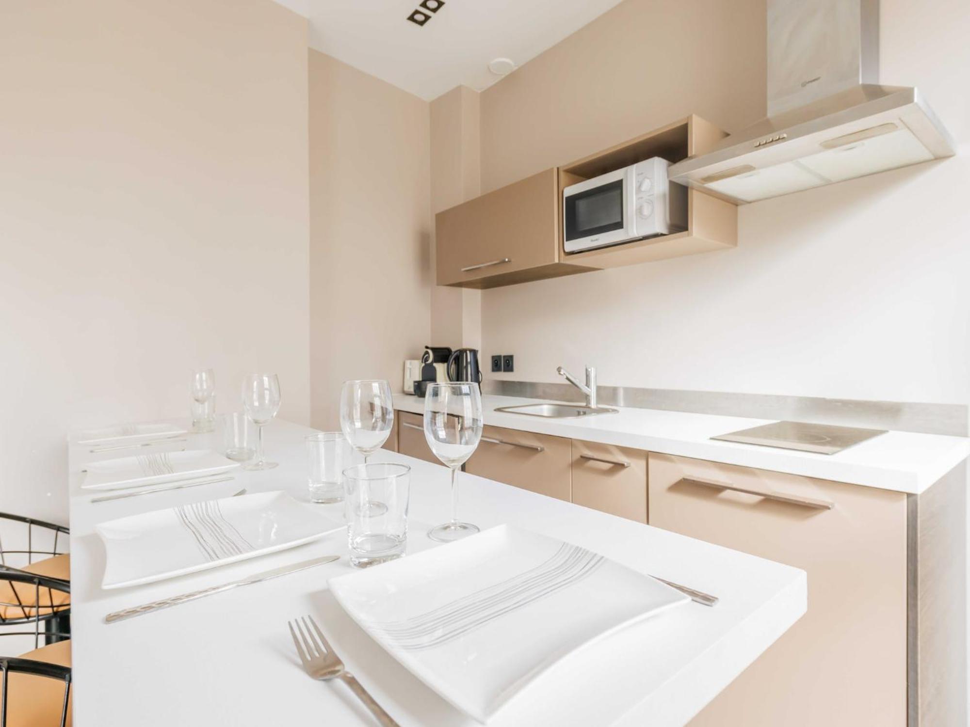 Magnificent - 1br 4p - Saint-lazare Paris