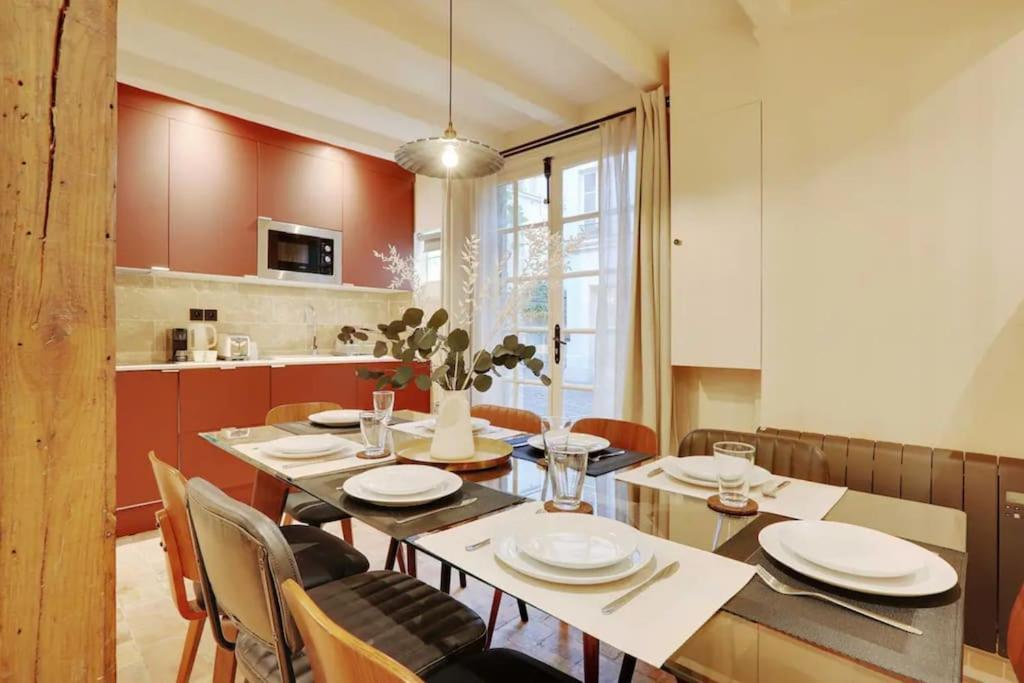 J Wonderful Flat In Le Marais *