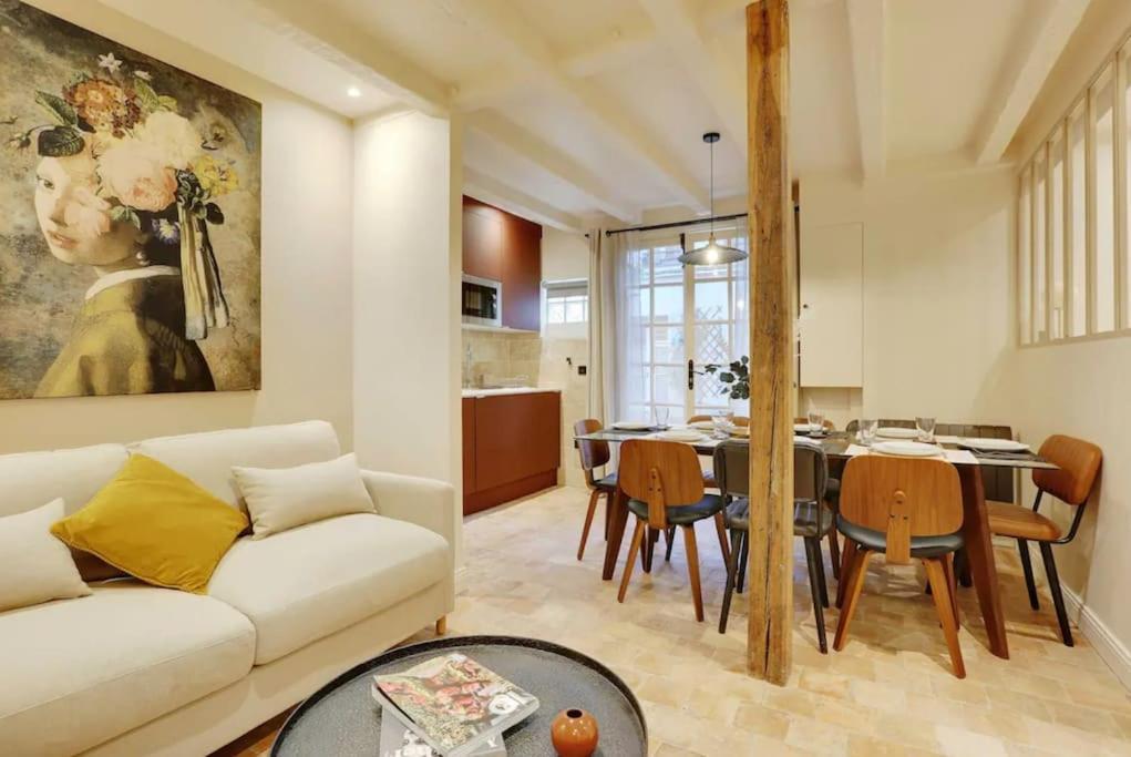 J Wonderful Flat In Le Marais *