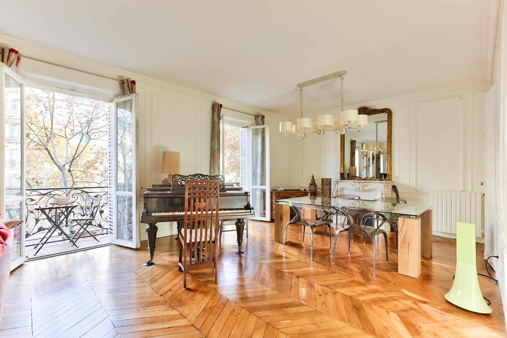 Apartment 140m2 Proche Des Champs Elysees *