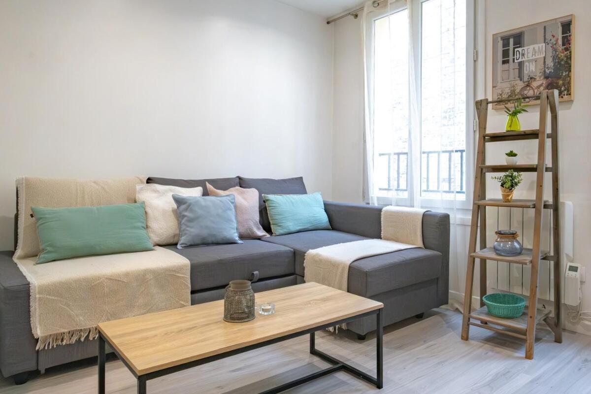 4 Guests Aux Invalides Apartment