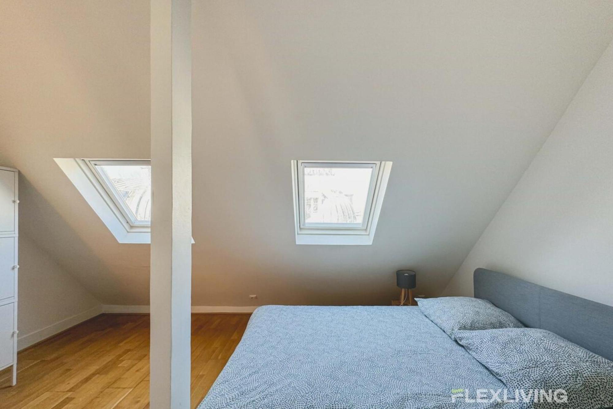 Flexliving - Whole Flat - Bausset Apartment *