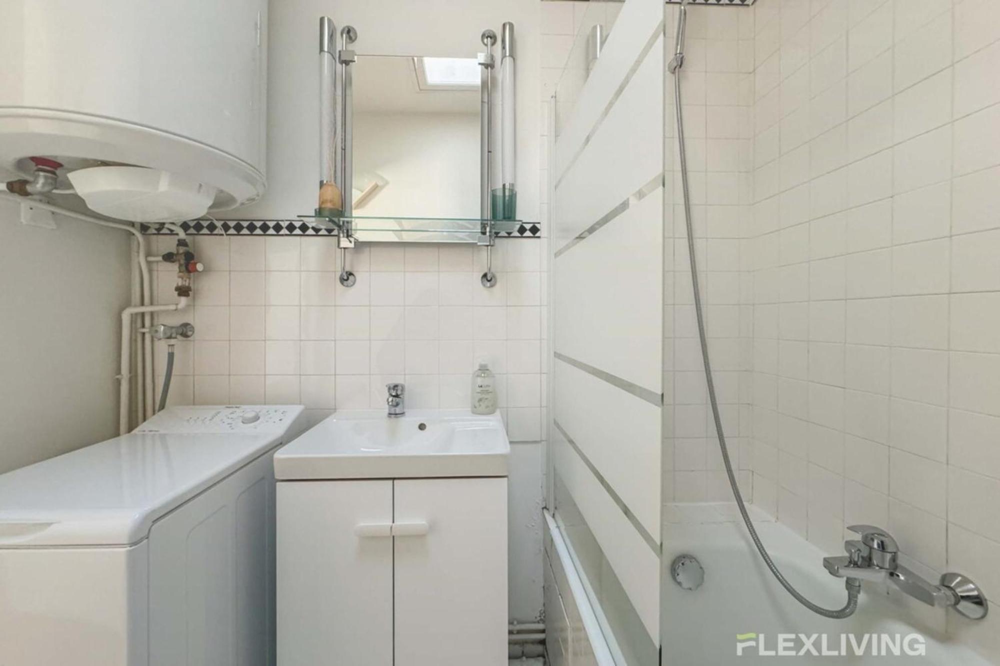 Flexliving - Whole Flat - Bausset
