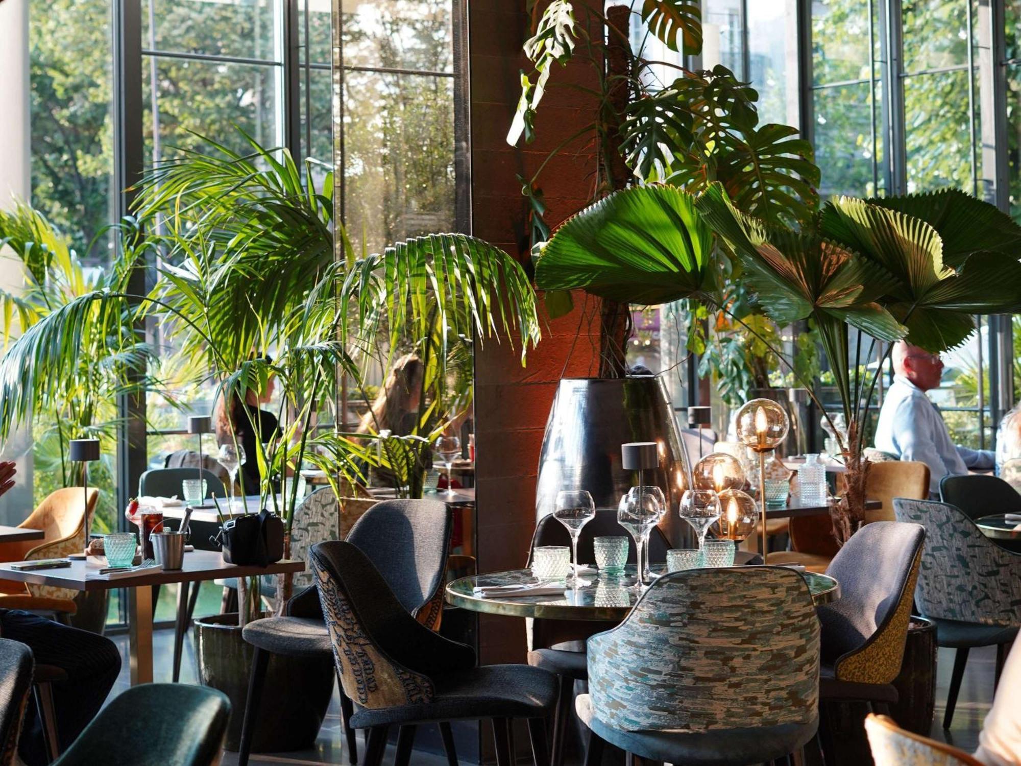 Pullman Tour Eiffel 4* Paris