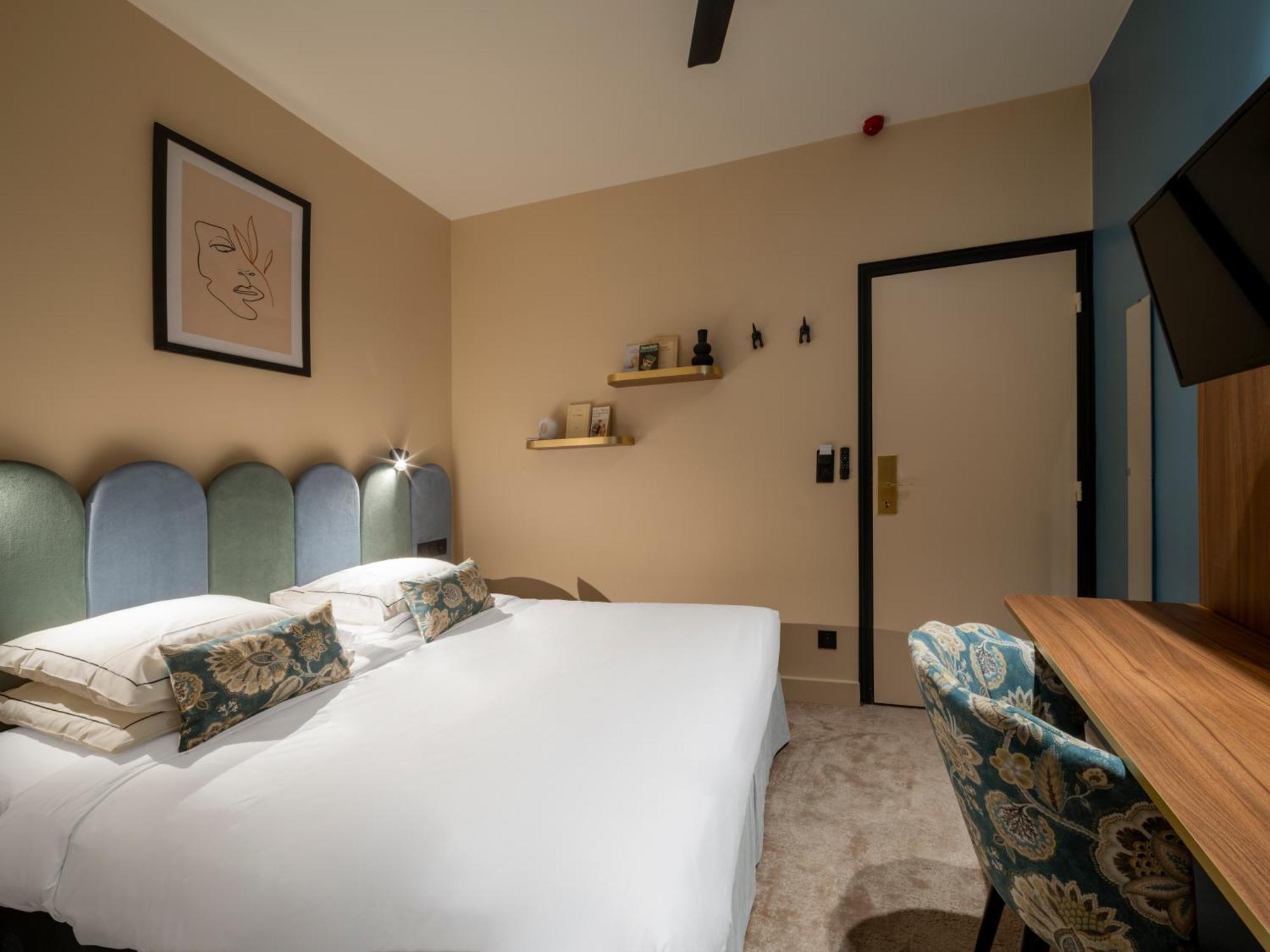 Boronali 3* Paris