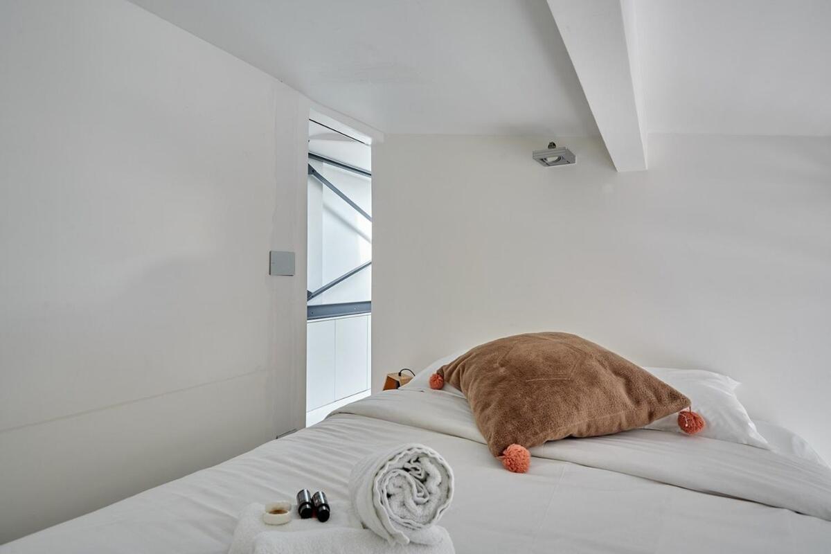 Apartment Duplex Center Of By Prestige