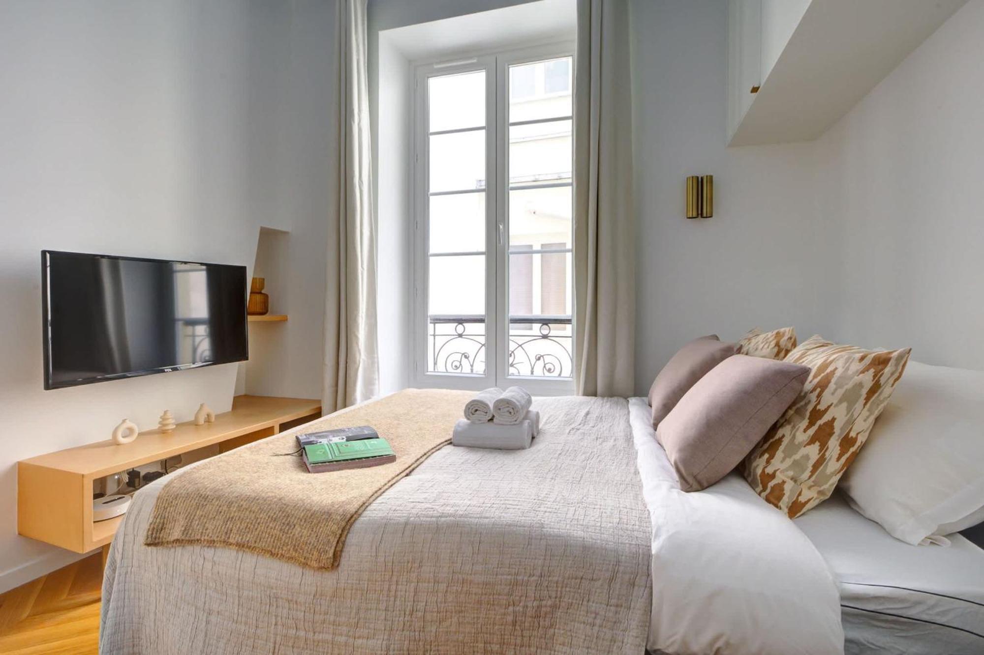 Apartment Bnbnova - Le Marais & Notre-dame Paris