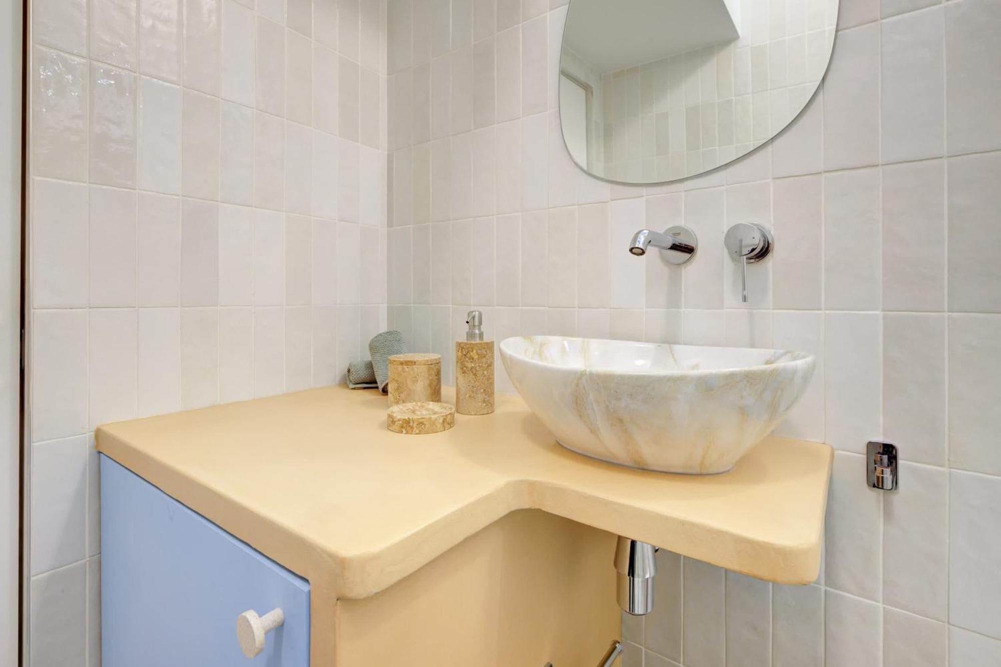 Apartment Bnbnova - Le Marais & Notre-dame Paris