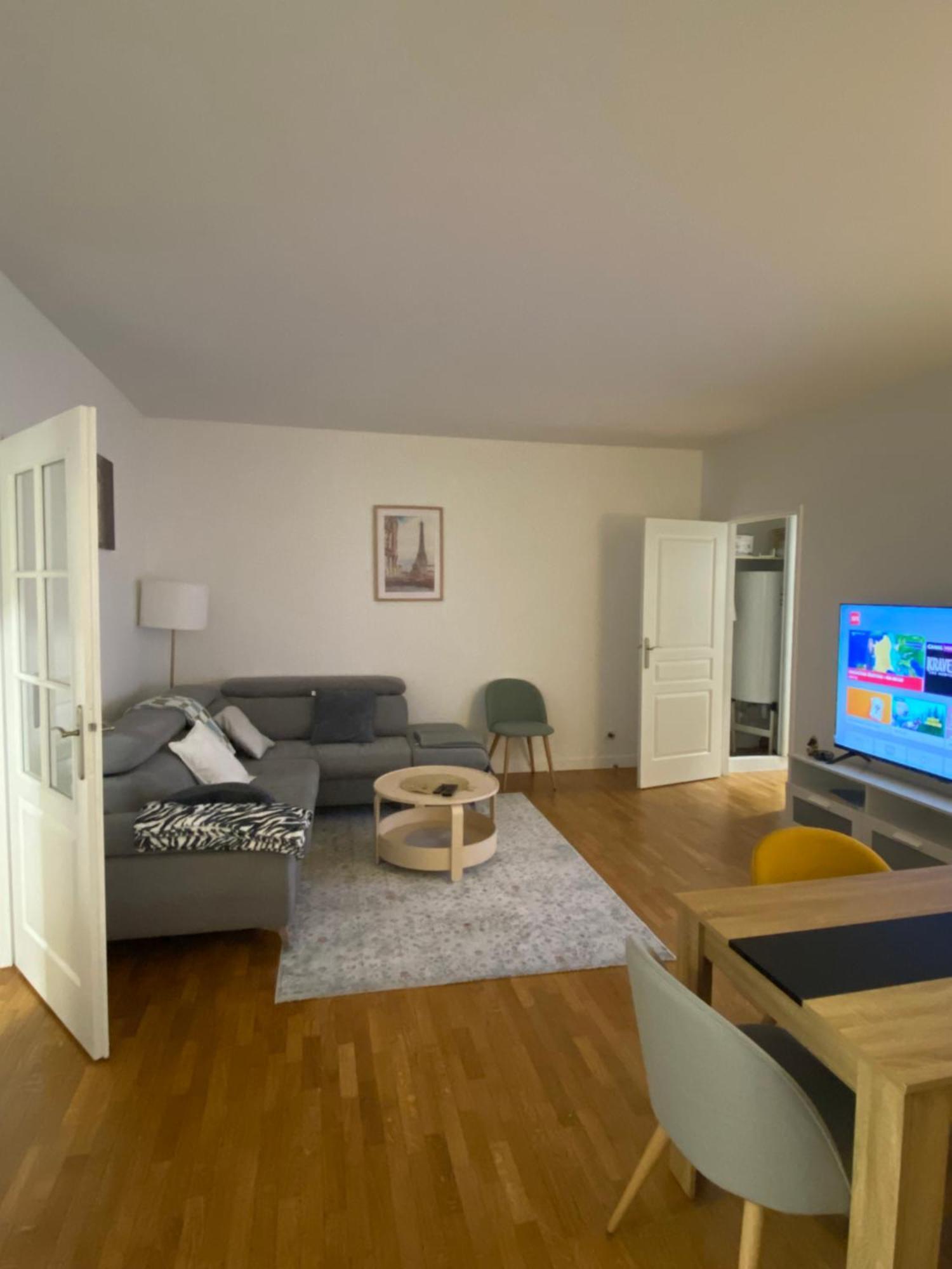 Apartment 2 Pieces Pres Du Canal St-martin *
