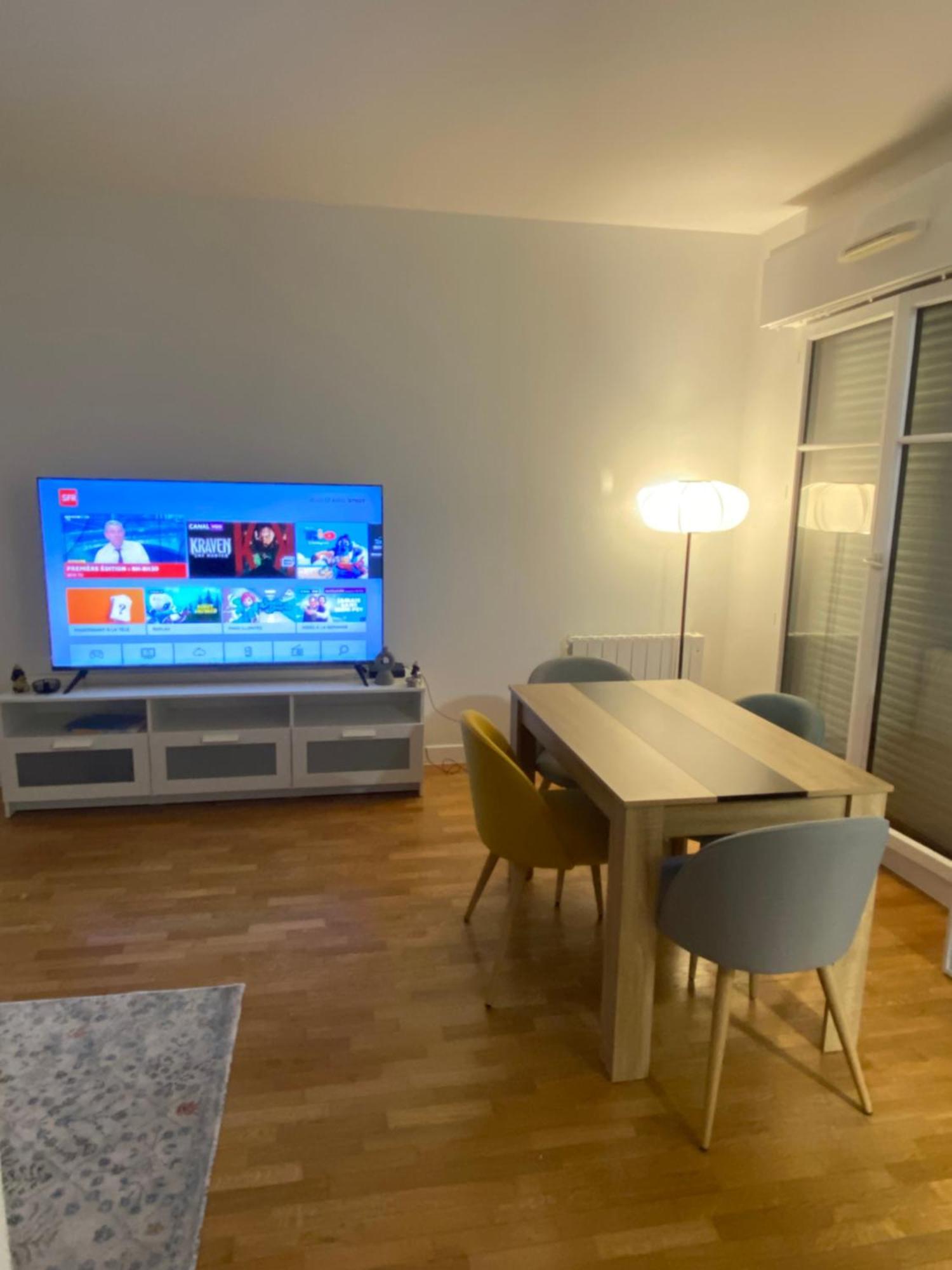 Apartment 2 Pieces Pres Du Canal St-martin *