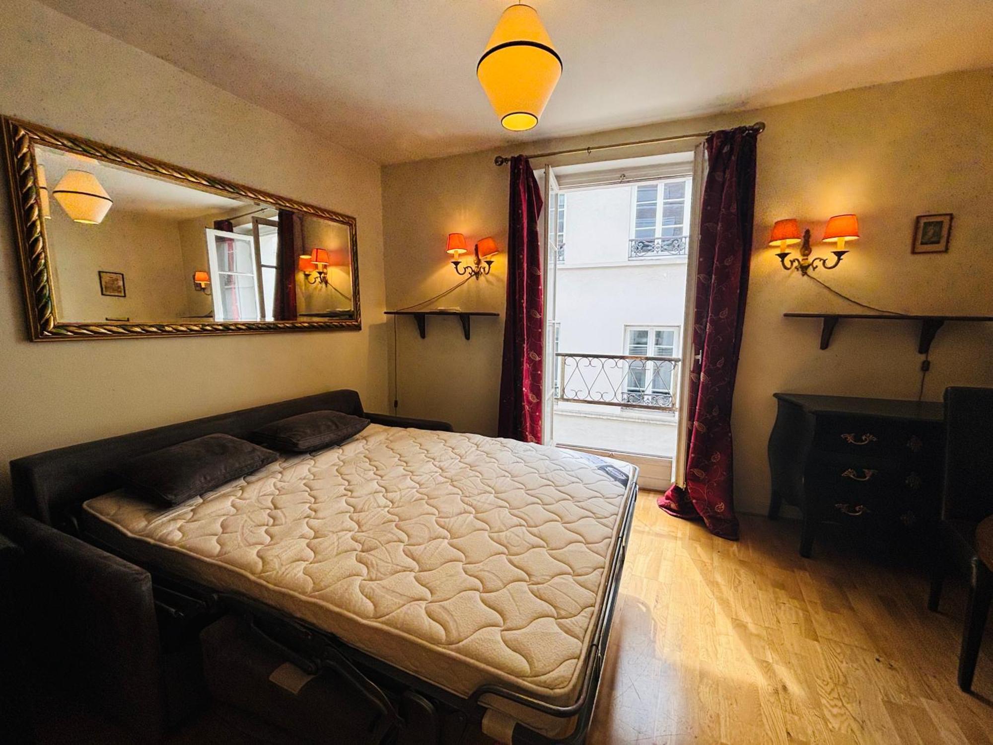 Dream Dwell Paris-studio 150m To Notre Dame Apartment Paris