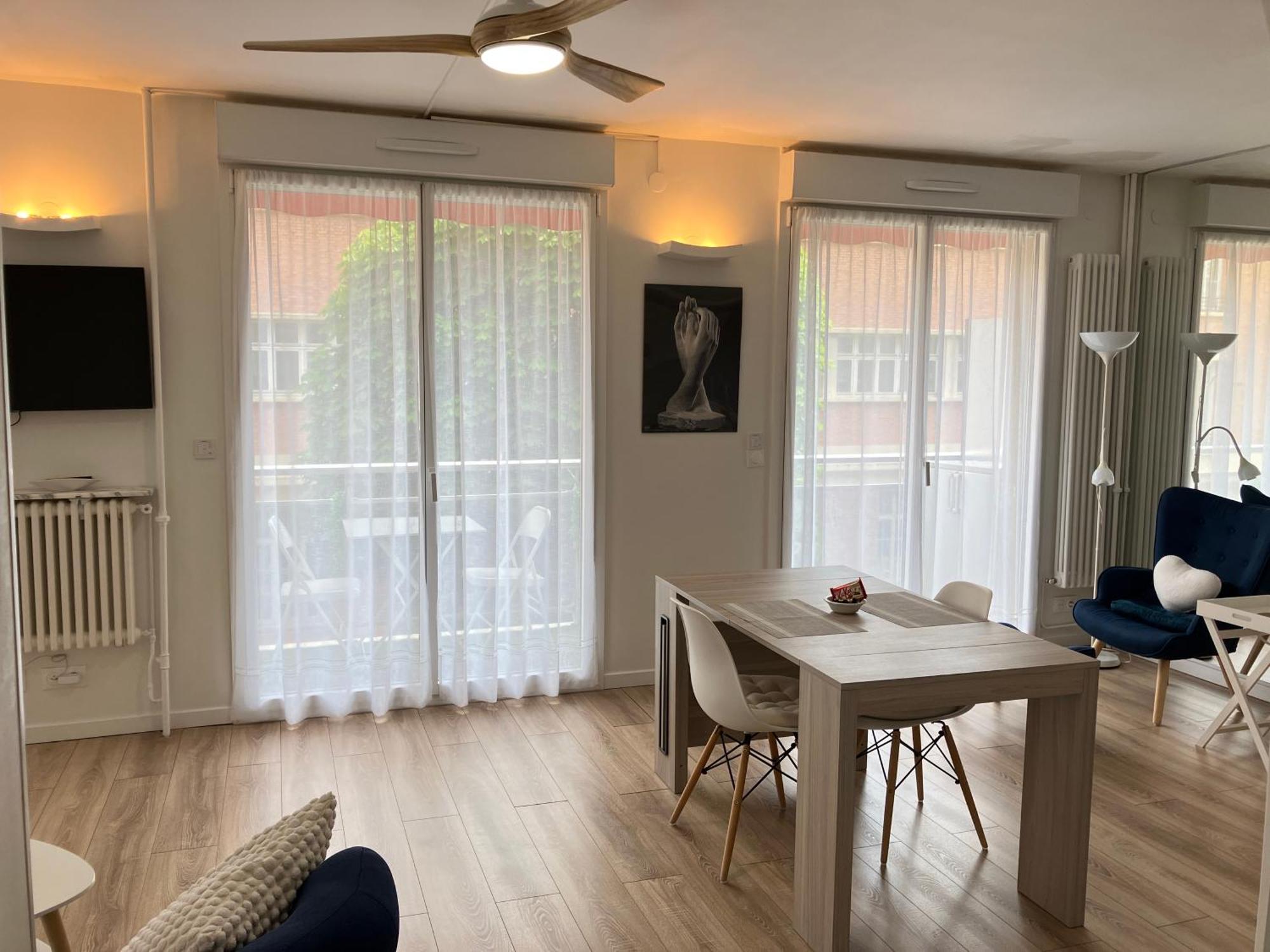 Apartment 42m Terrace Paris