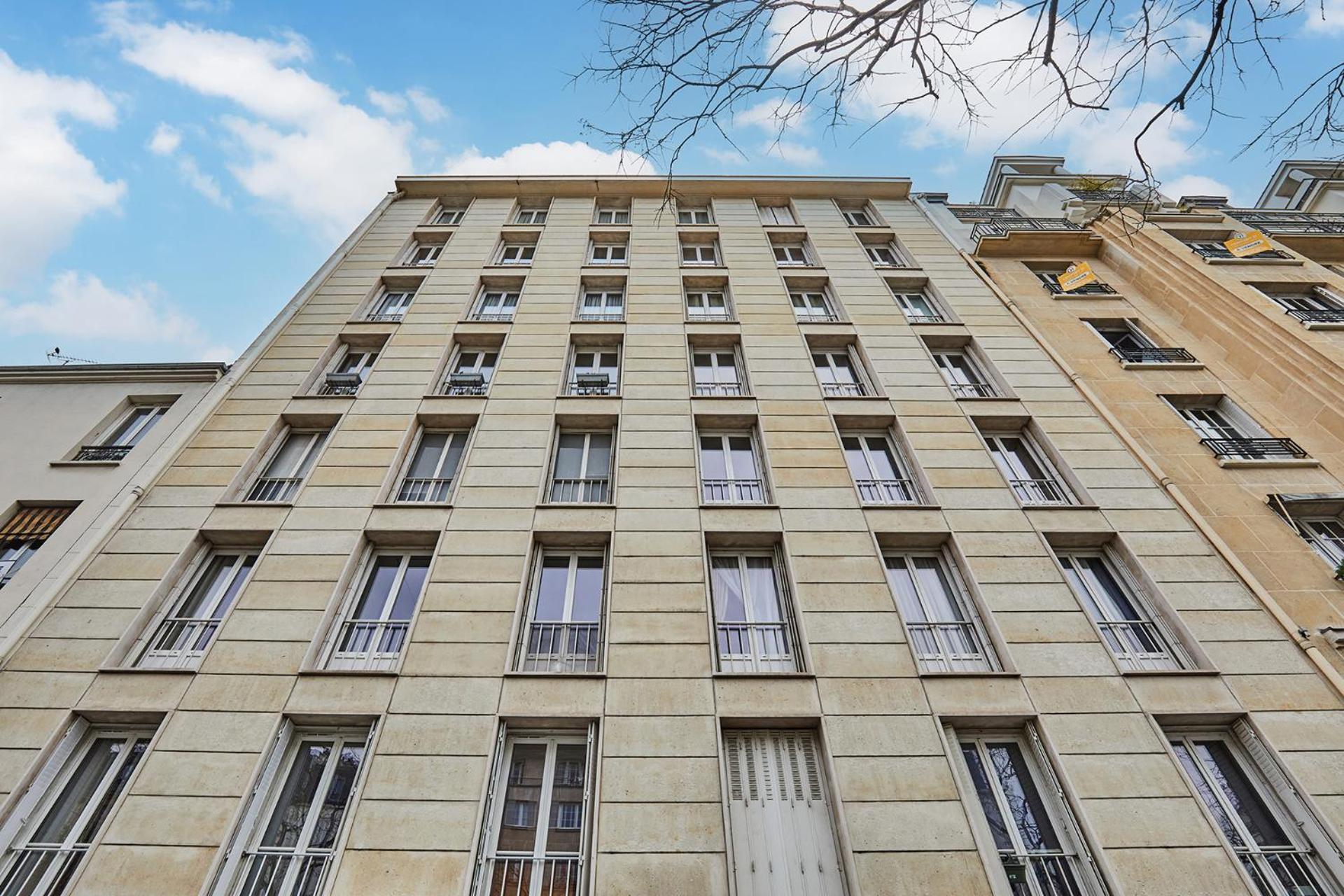 Spacious & Modern 2br 2ba L 16 Near Roland Garros *