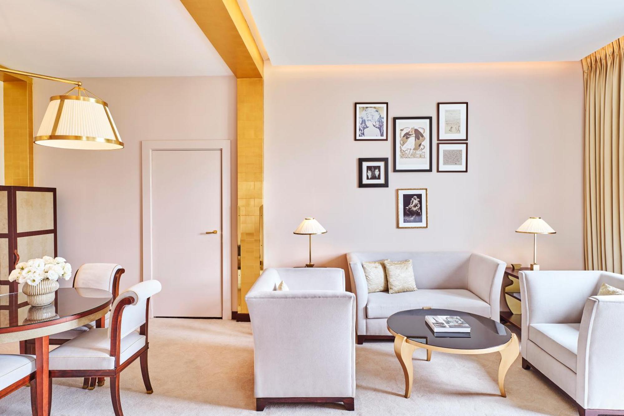 Barriere Fouquet's Hotel Paris
