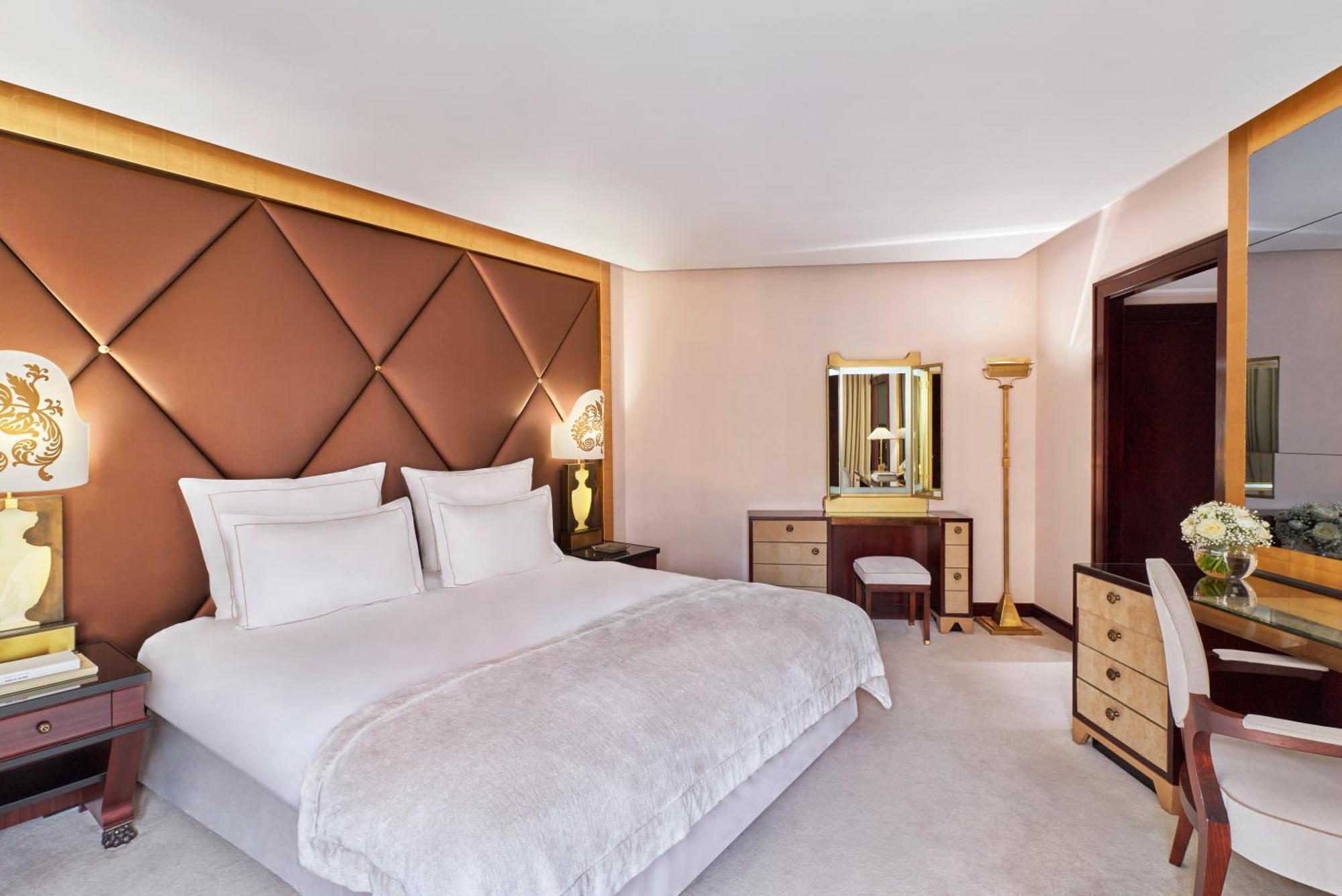 Barriere Fouquet's Paris