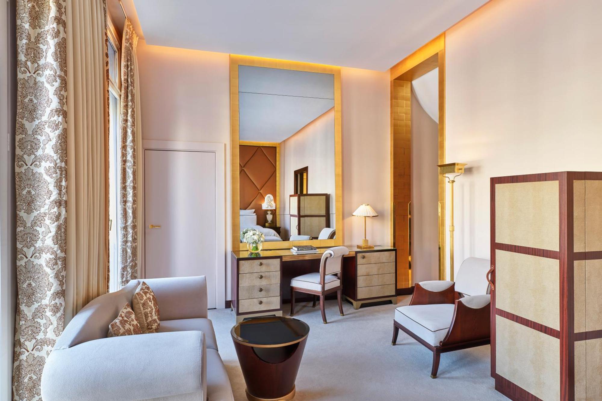 Hotel Barriere Fouquet's Paris