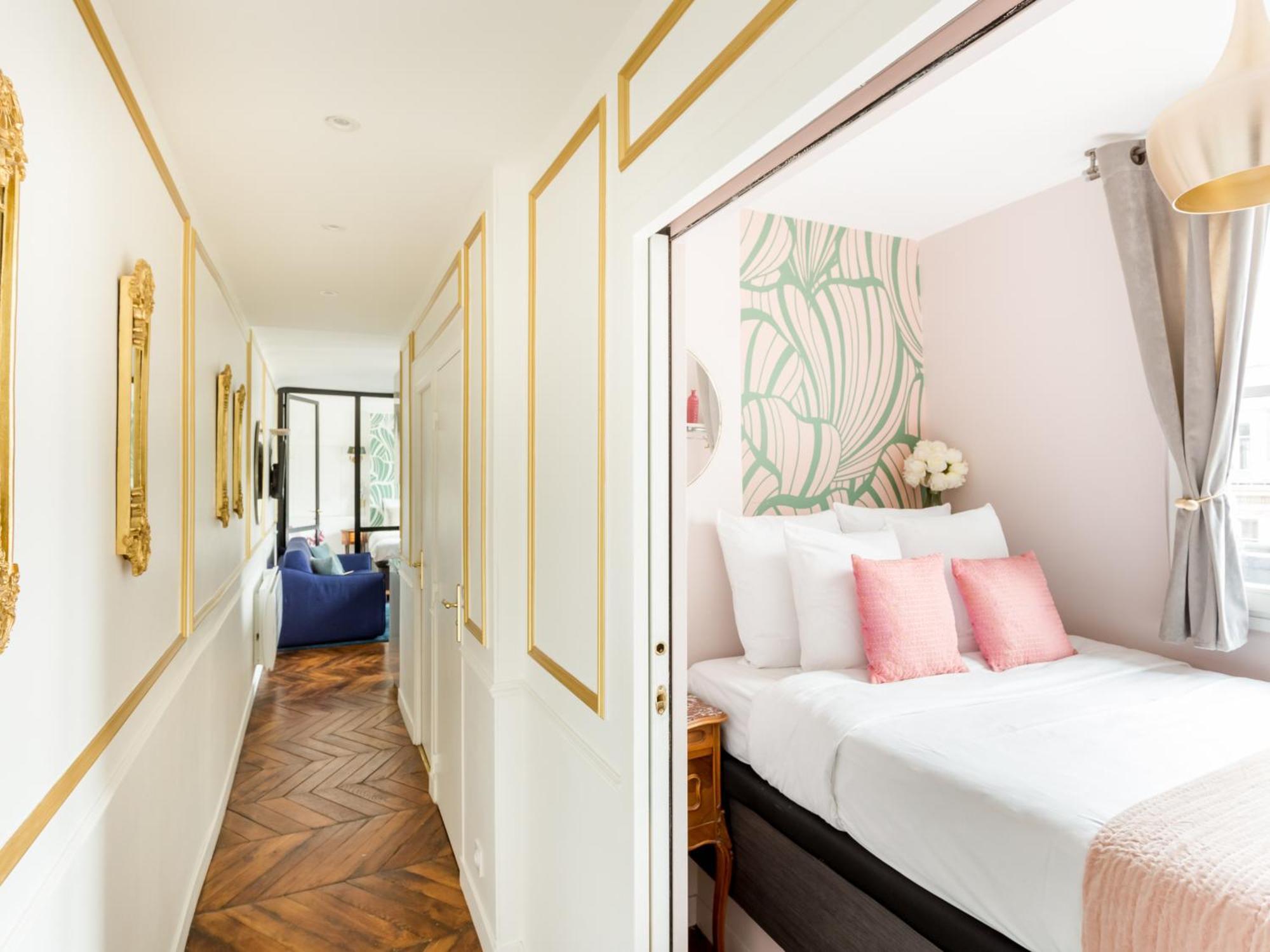 Merveil - Luxury - Champs Elysees - Royale I * Paris