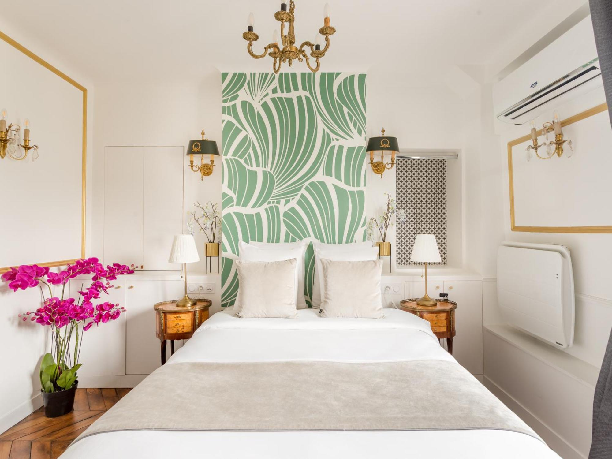 Merveil - Luxury - Champs Elysees - Royale I Paris