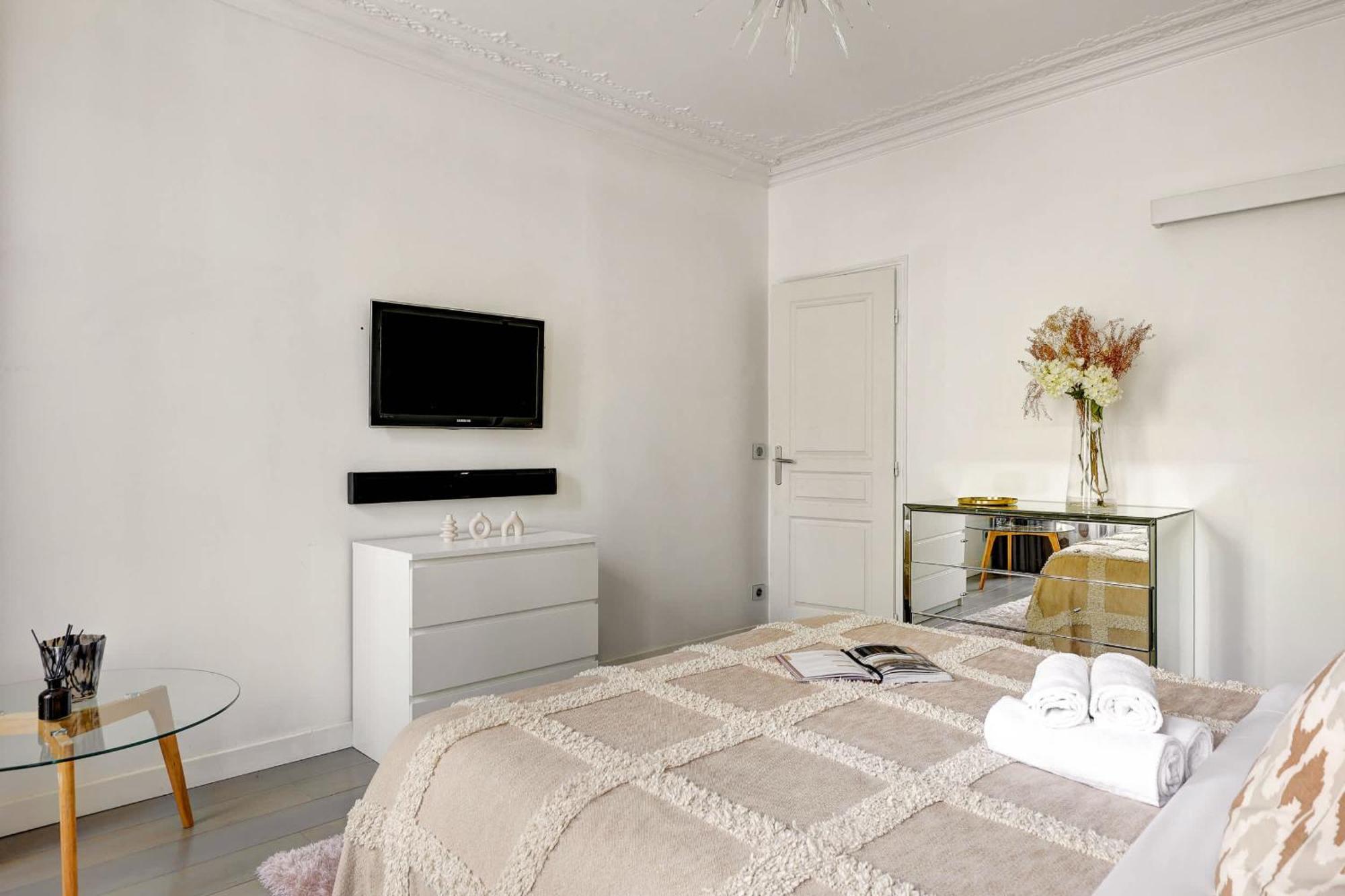 Apartment Elegant 3br Champs-elysees & Arc De Triomphe