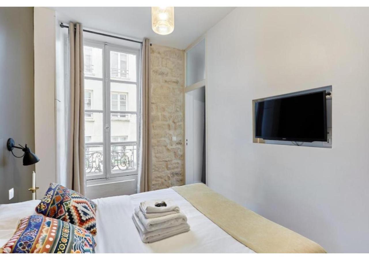 Appartement Charming Rue De Bretagne Paris